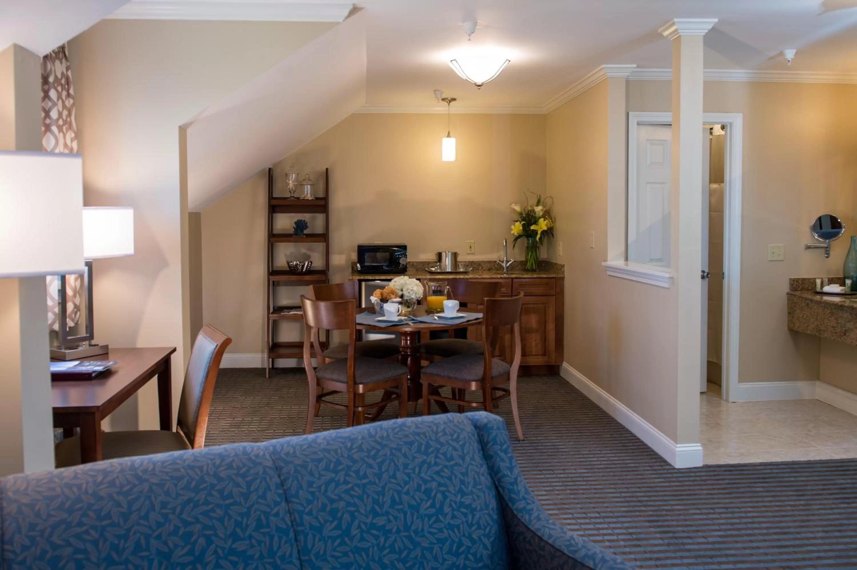 Photo of the whole room in Union Bluff Hotel & Meeting House