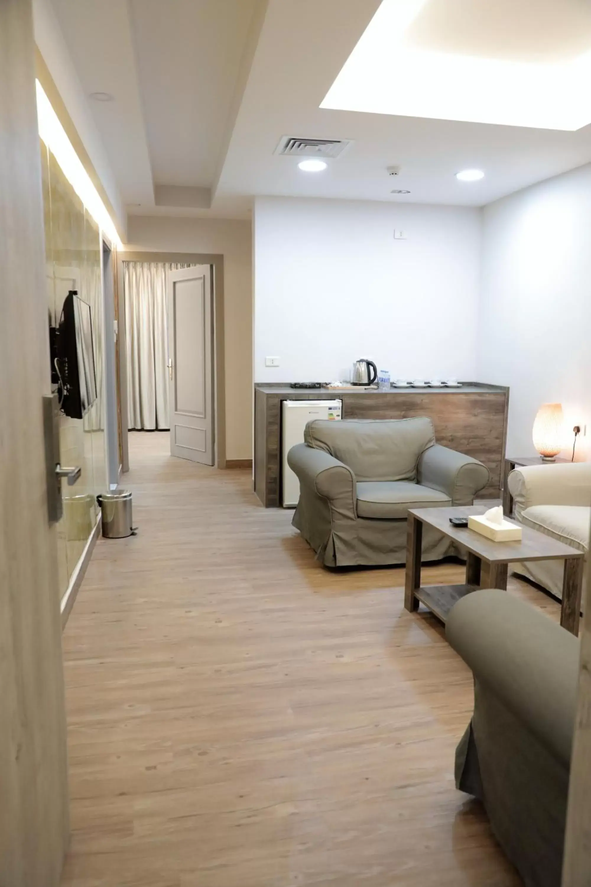 Two-Bedroom Suite in Nishan Hotel Two-Bedroom Suite in Nishan Hotel