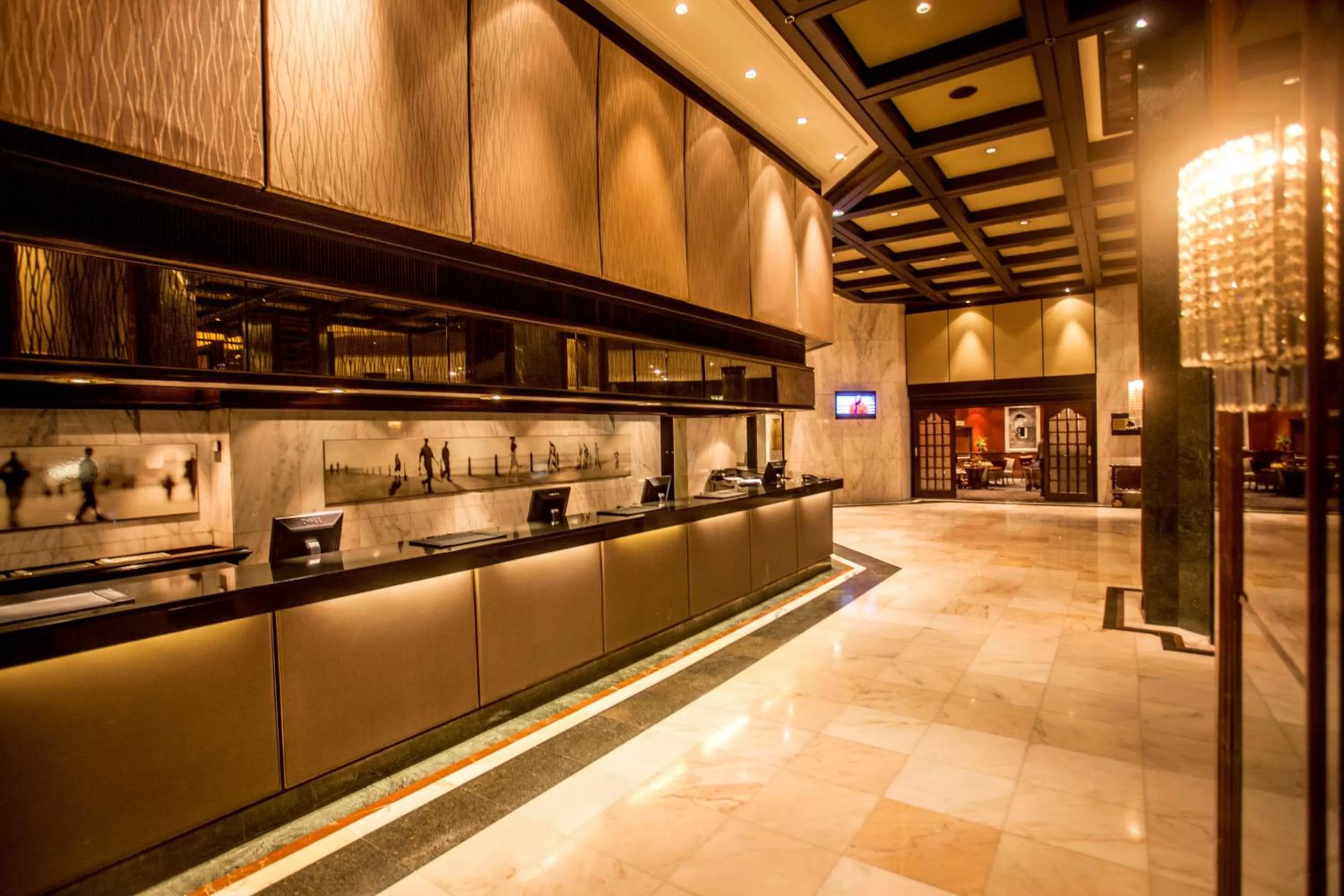 Lobby or reception in Southern Sun Cape Sun