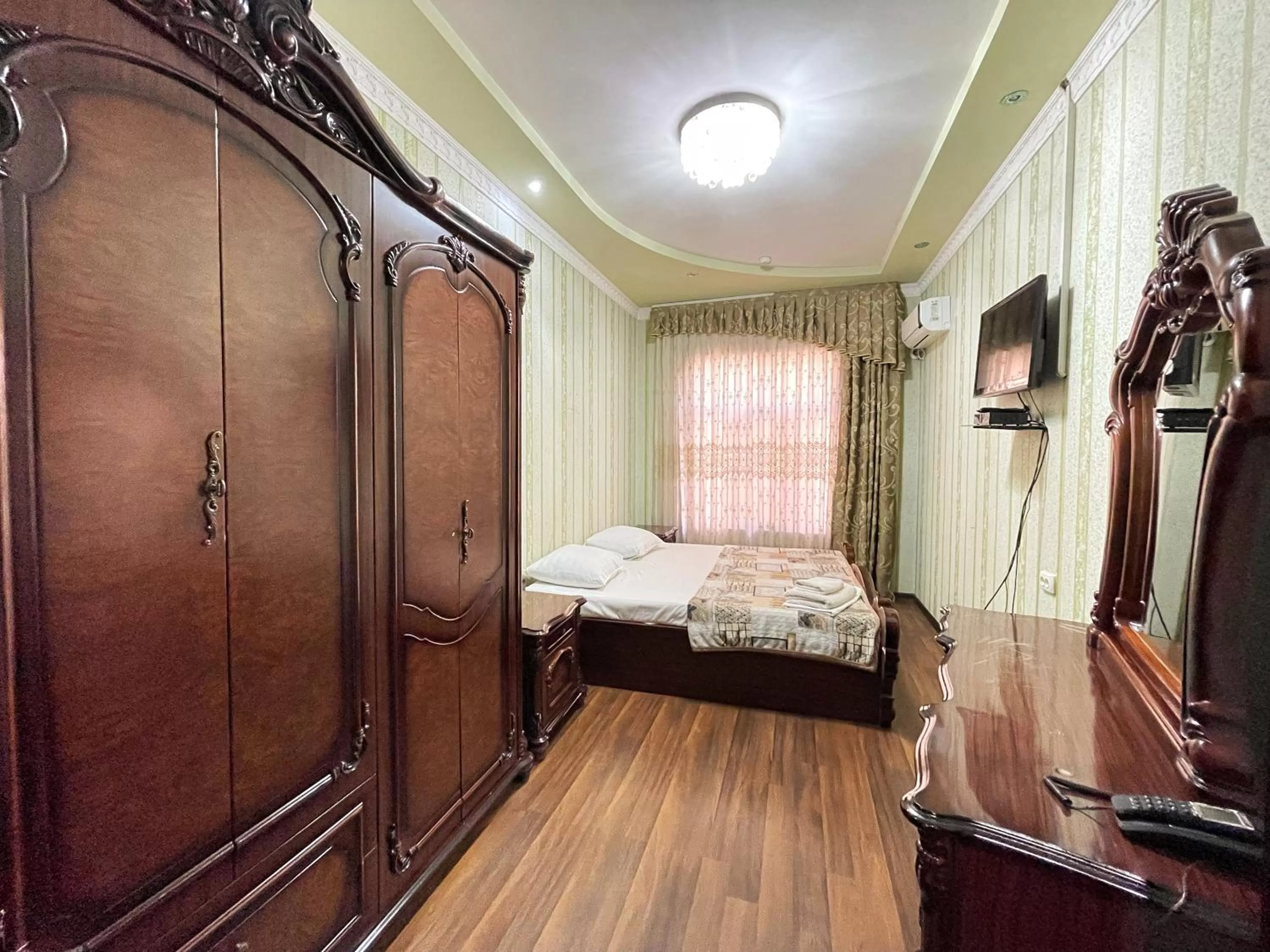 TV and multimedia in Hotel Nurafshon Boutique