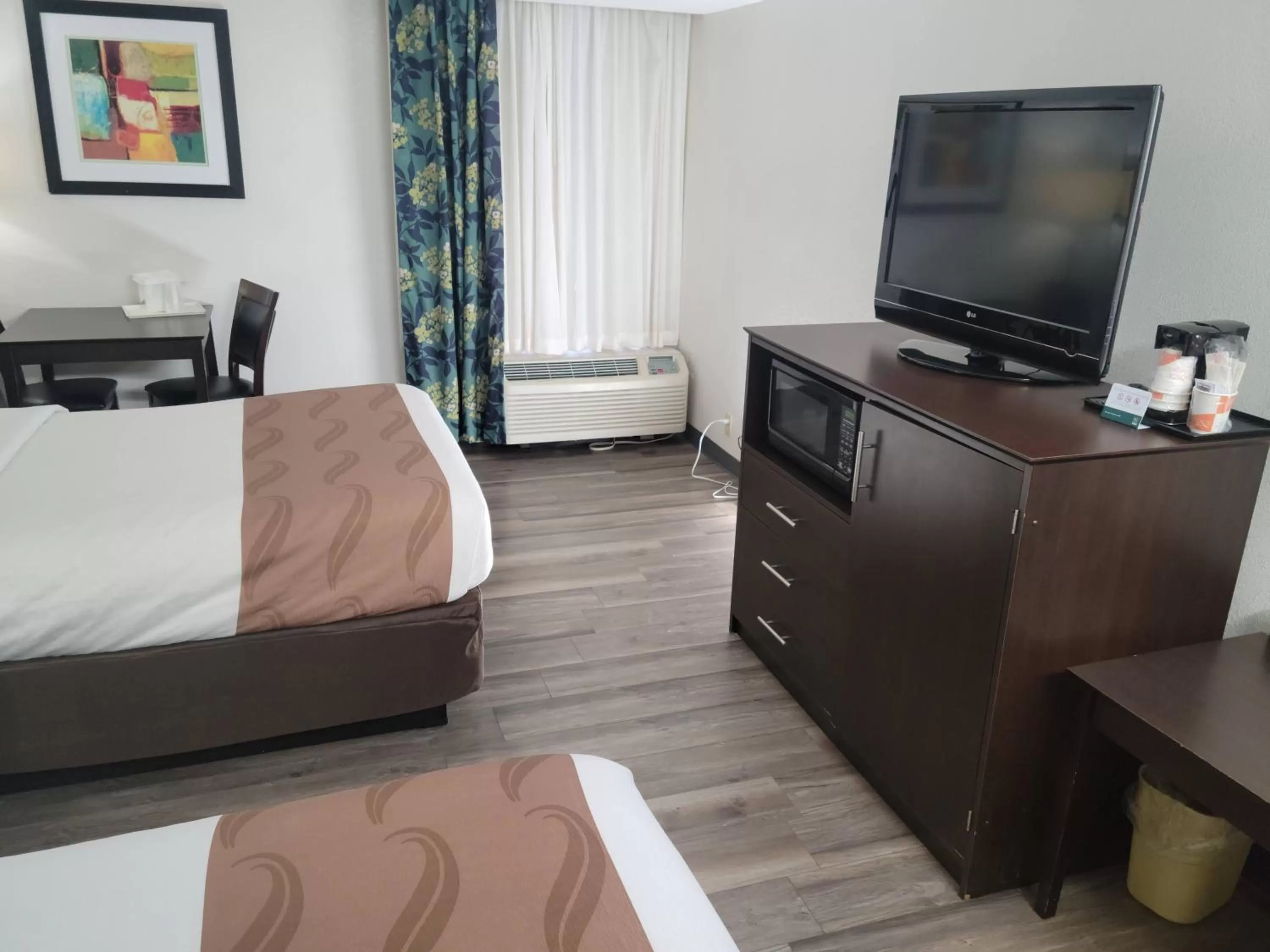 Bedroom, Bed in Quality Inn Terre Haute University Area