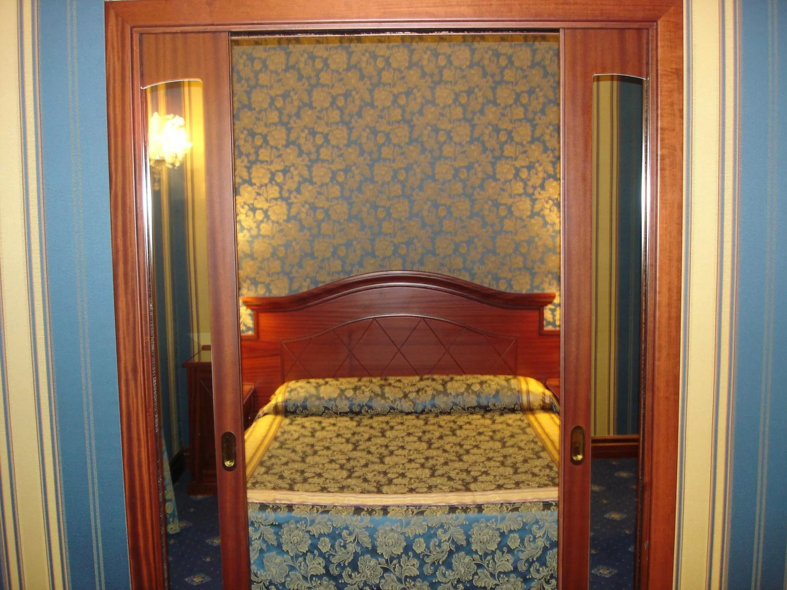 Bedroom, Bed in Hotel Best Roma