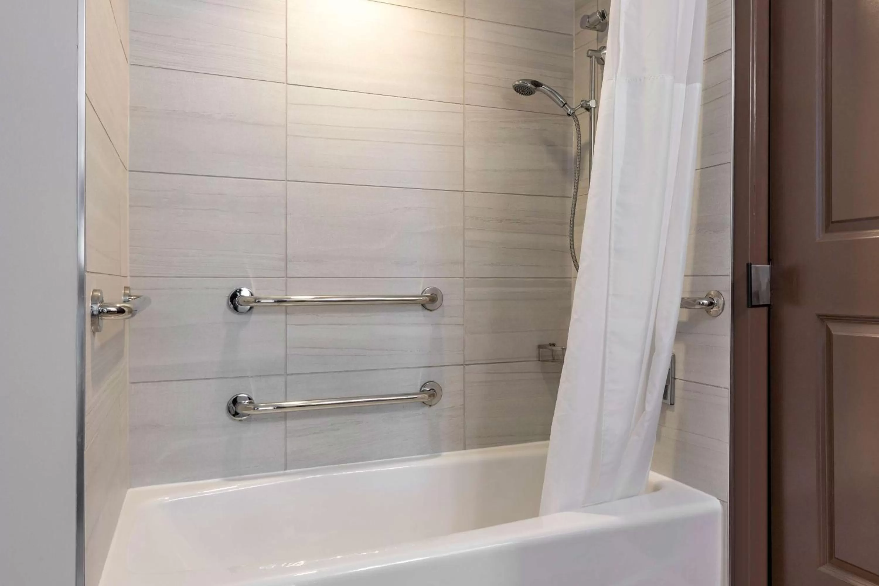 Bathroom in Hilton Vacation Club Oceanaire Virginia Beach