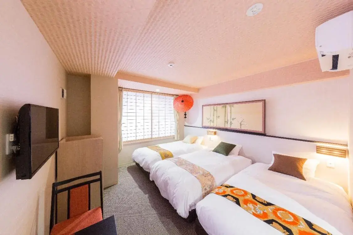 Triple Room - single occupancy in Kyoto Inn Gion The Second Triple Room - single occupancy in Kyoto Inn Gion The Second
