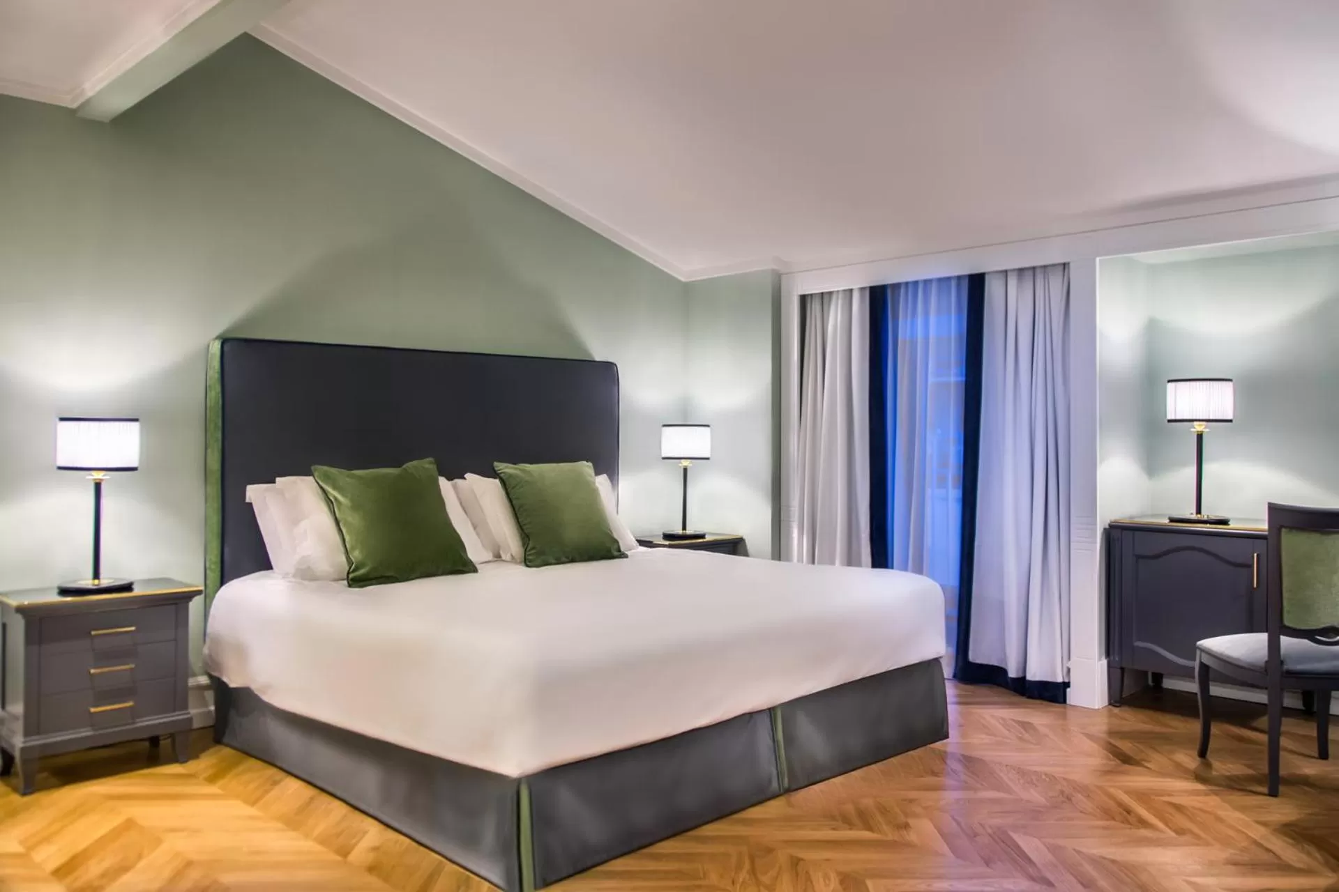 Bed in Grand Hotel Santa Lucia