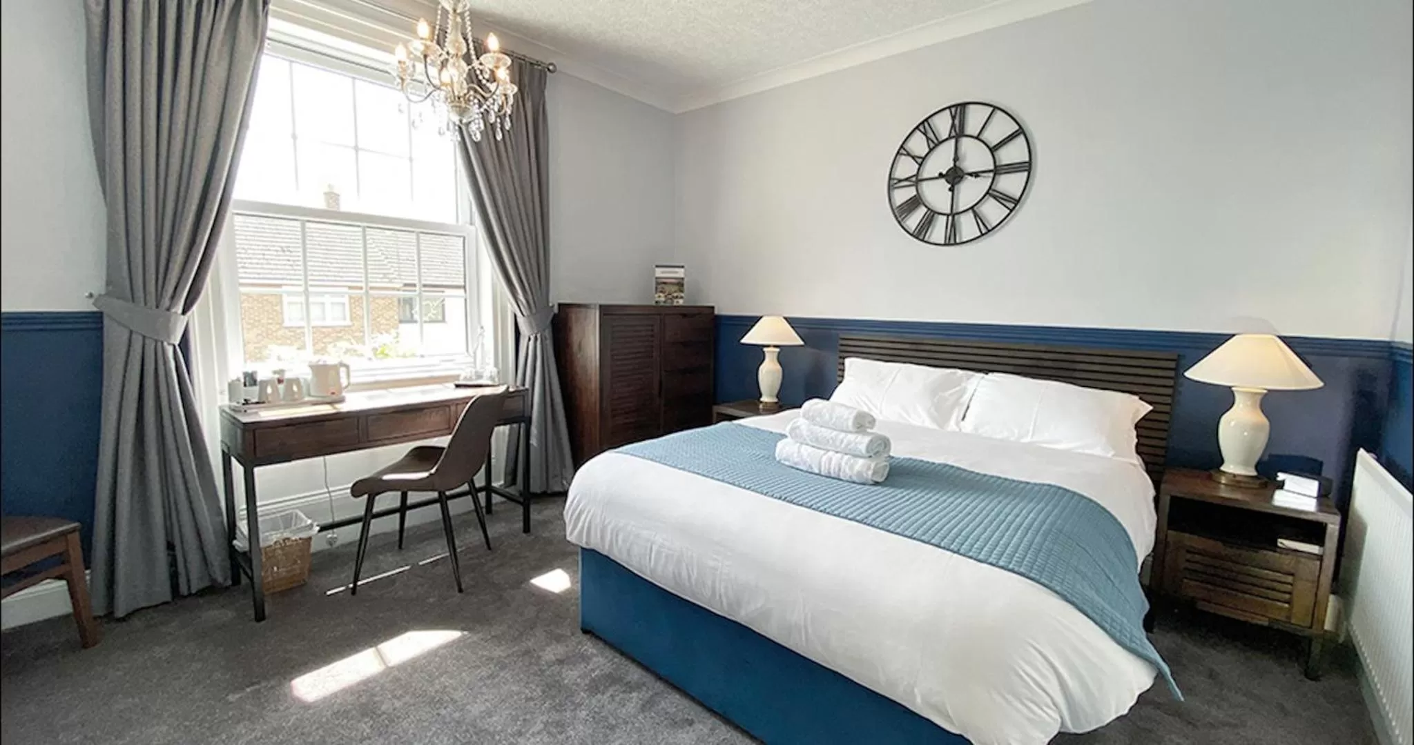 Bedroom, Bed in Mallories Formerly Kirkby House