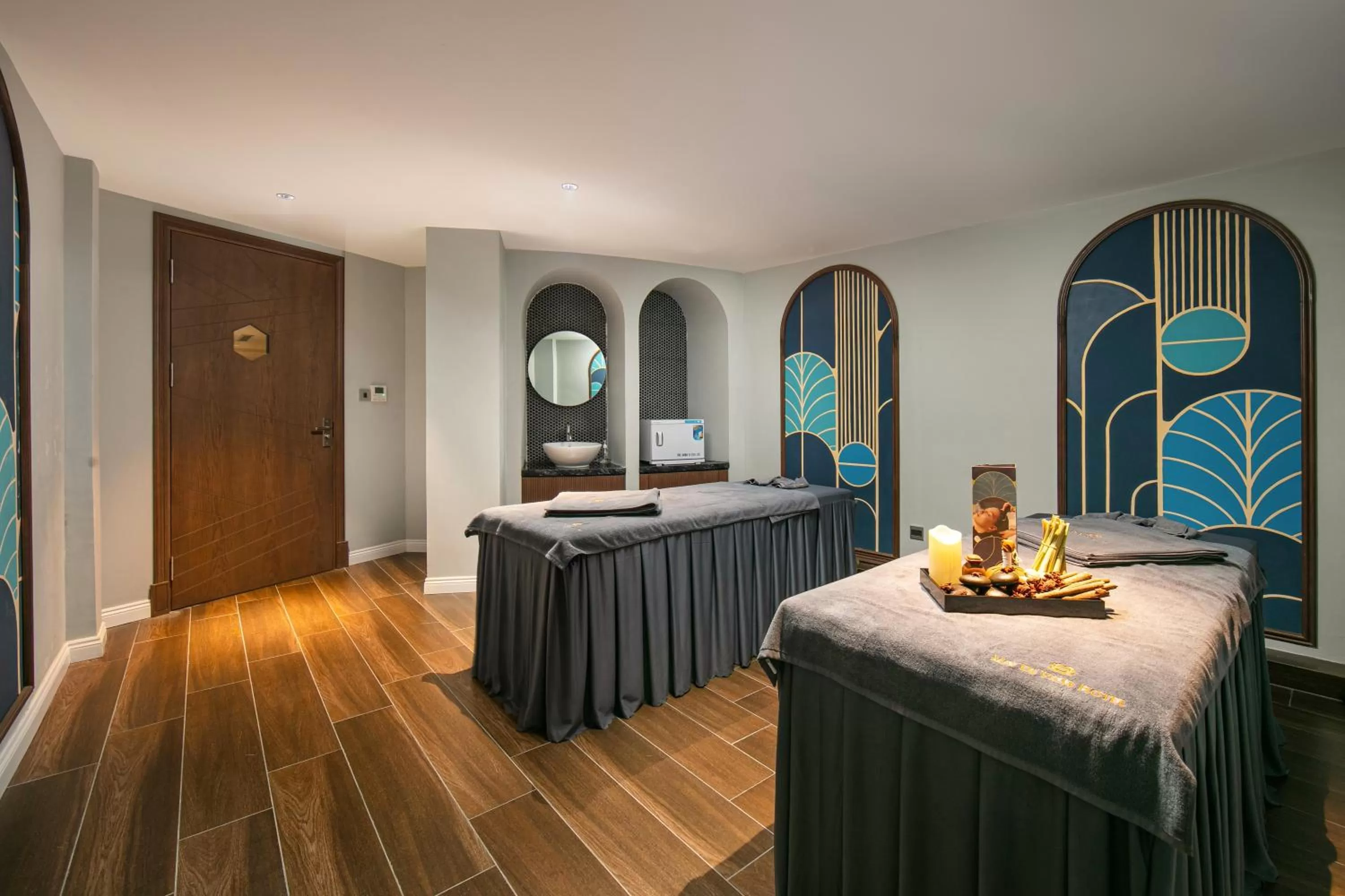 Spa and wellness centre/facilities, Bed in MAY DE VILLE Lakeside Hotel