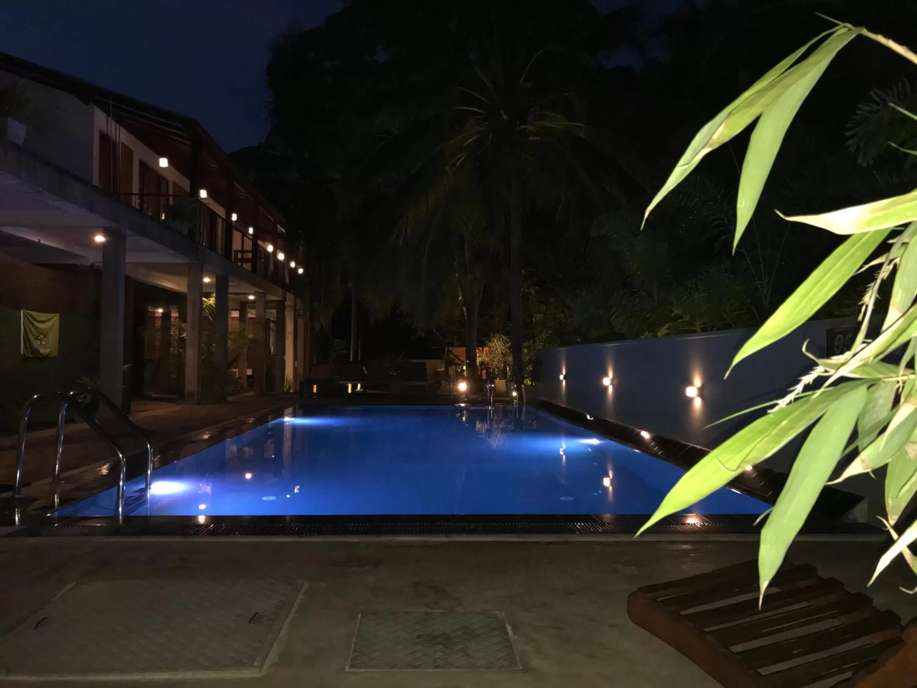 Swimming Pool in Hotel Heladiv