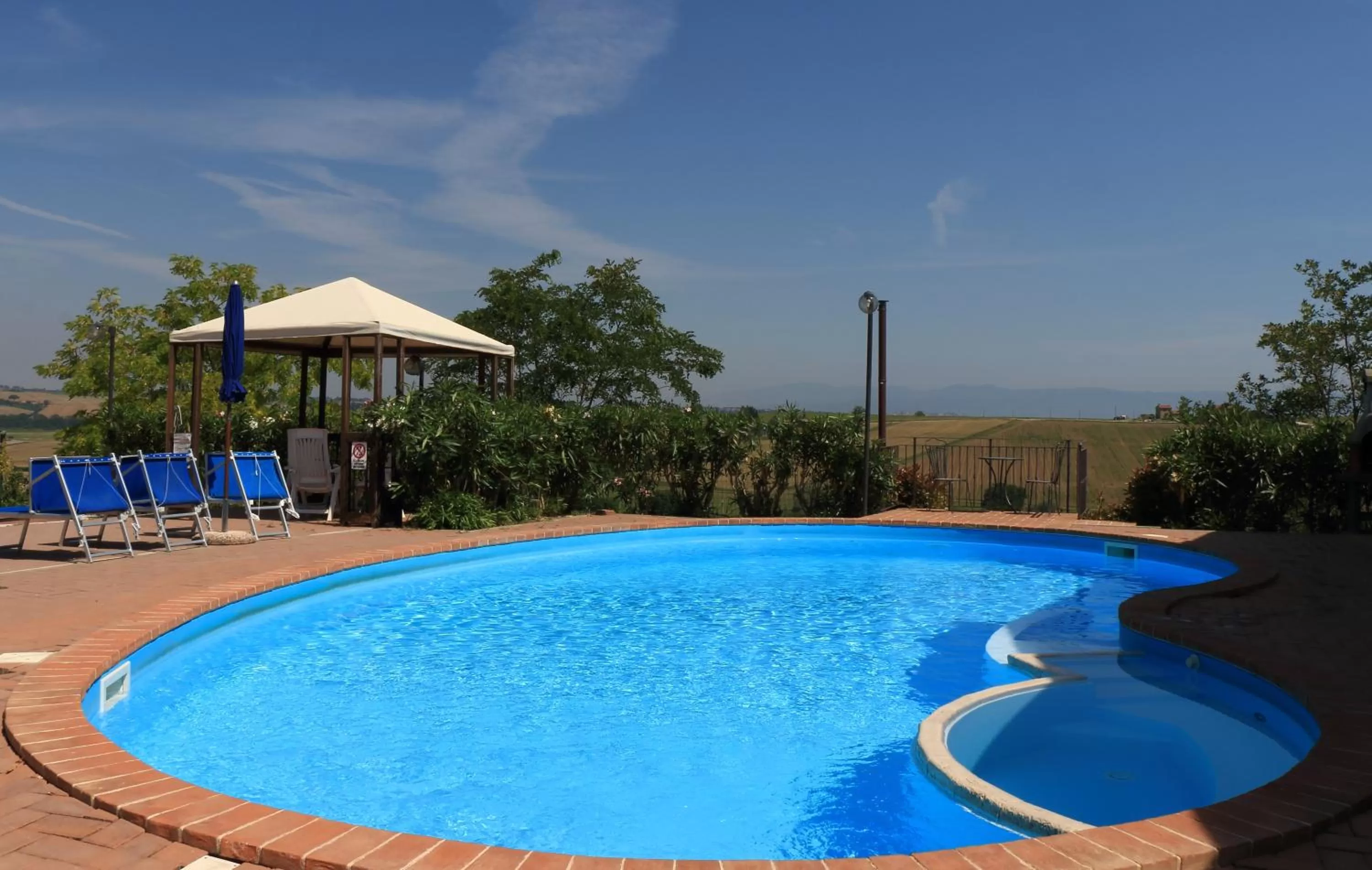 Swimming pool in Agriturismo Tenuta Badia