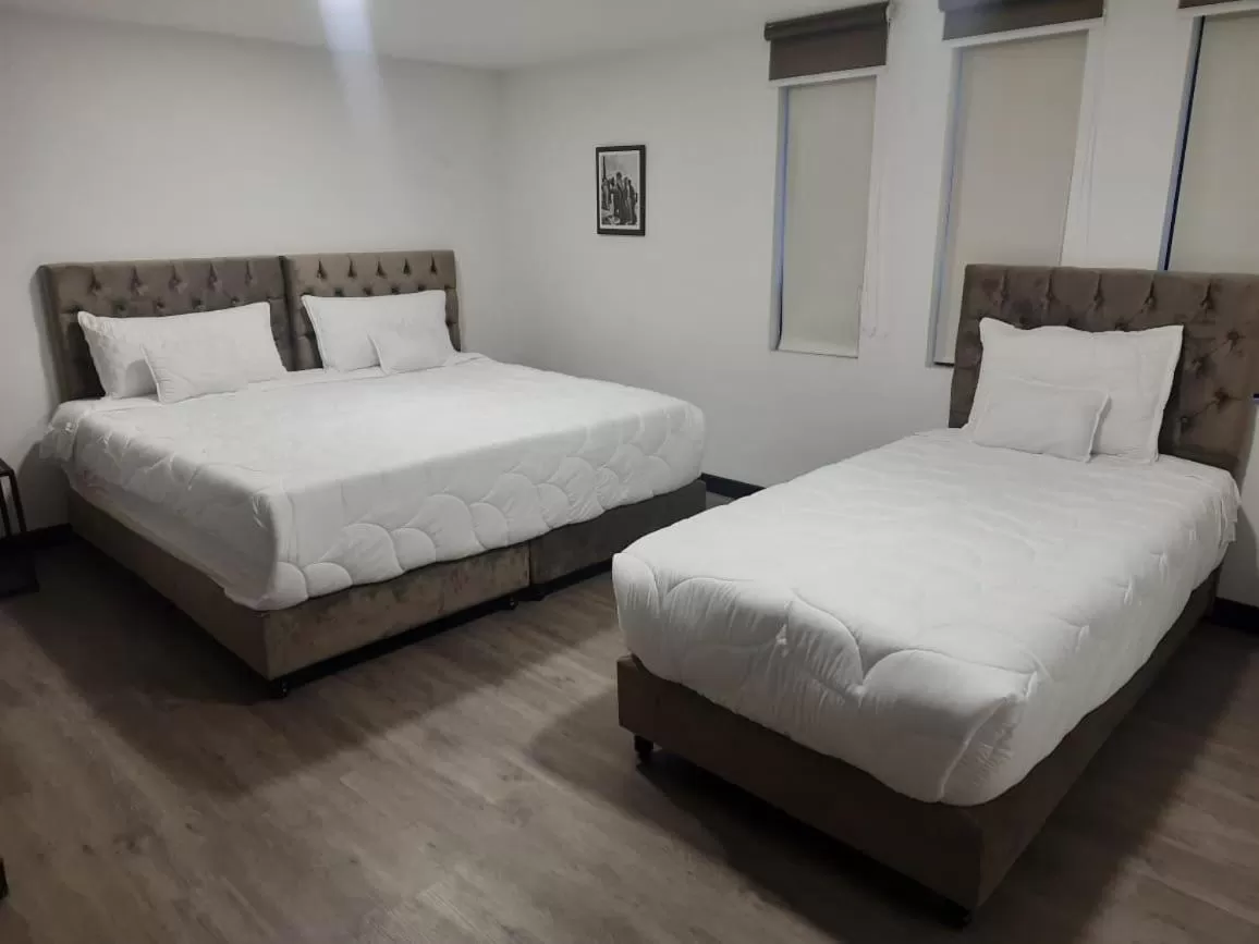 Bed in HOTEL GALLERY URBAN