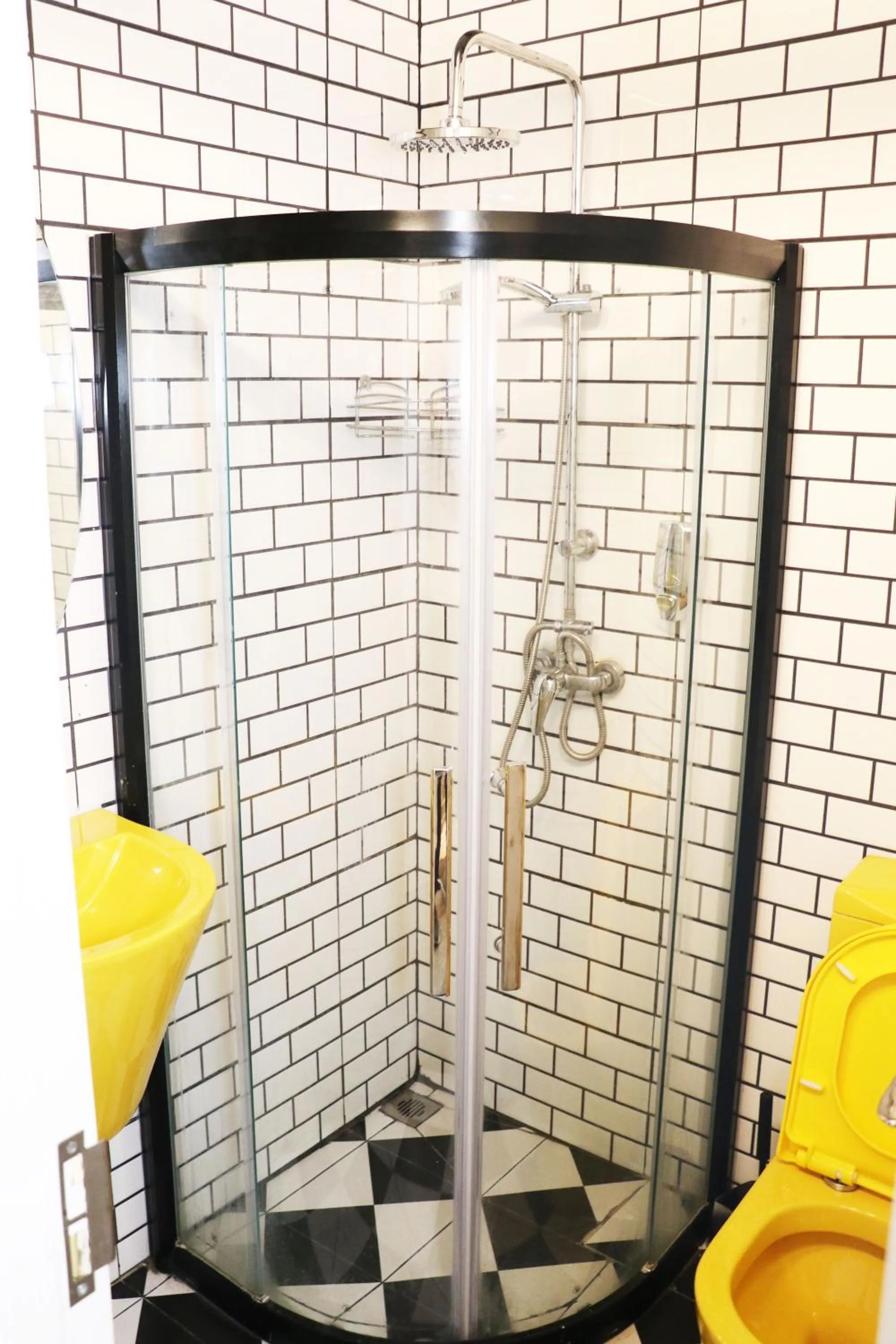 Shower in Cinema Hostel Jerusalem