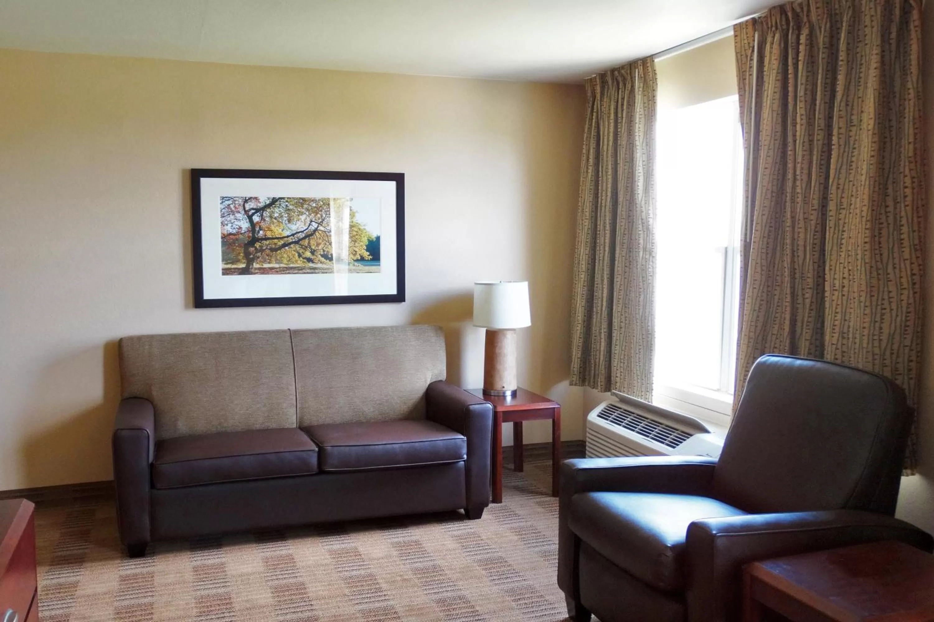 Living room in Extended Stay America Suites - Atlanta - Gwinnett Place