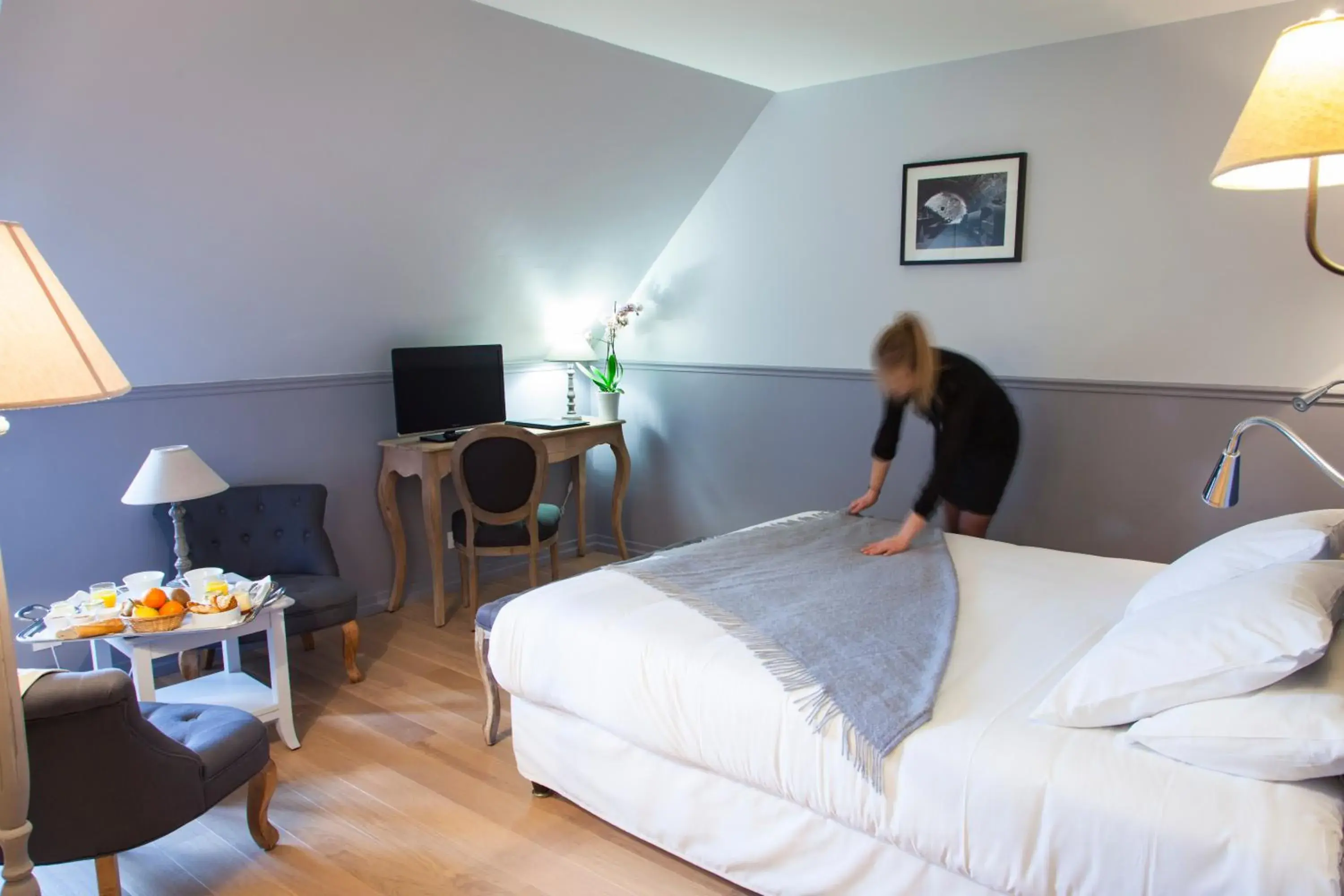 Grand Comfort Double or Twin Room in Logis Hostellerie des Clos et restaurant Bistrot des grands crus Grand Comfort Double or Twin Room in Logis Hostellerie des Clos et restaurant Bistrot des grands crus