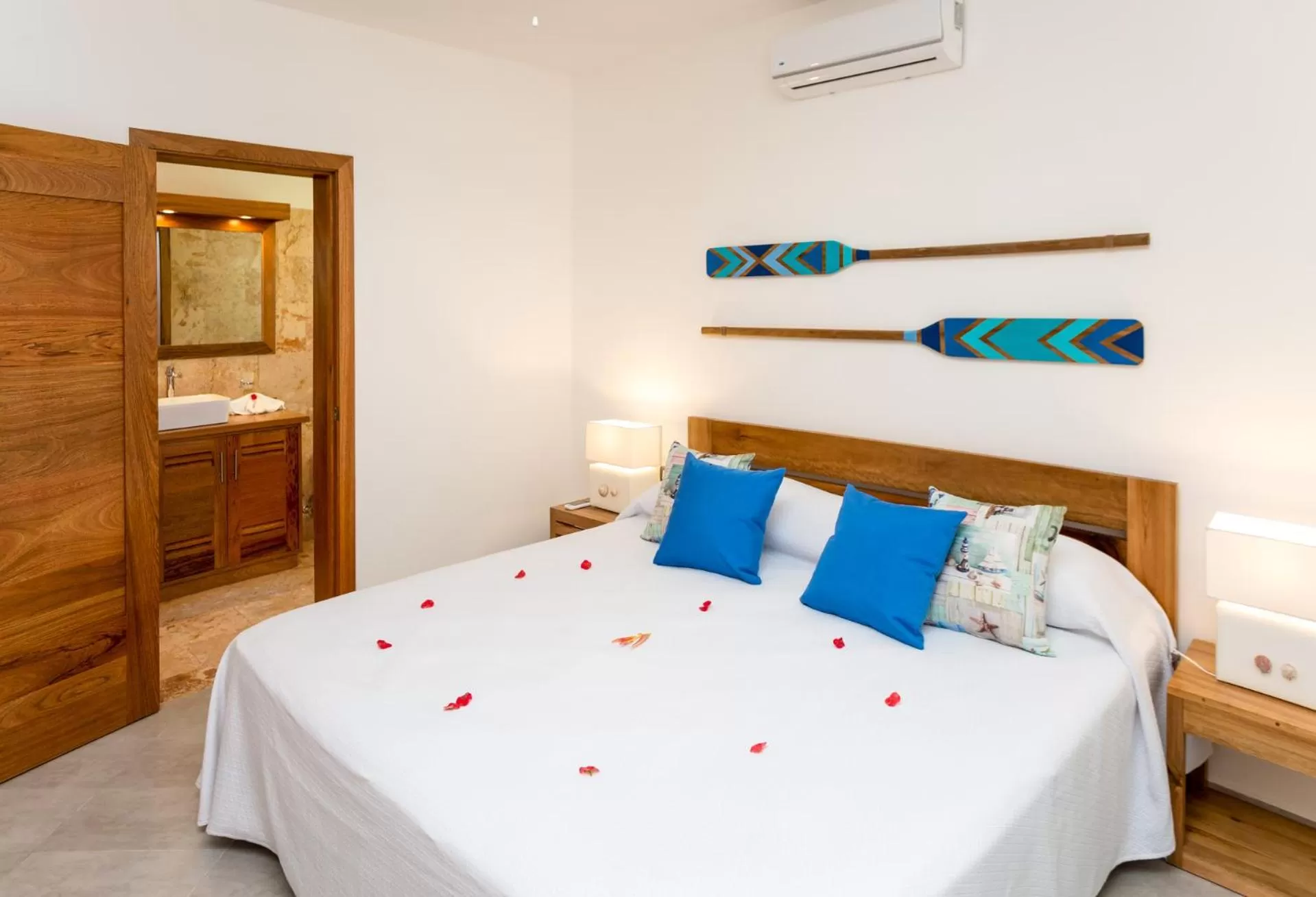 Bedroom, Bed in Louisa Aparthotel