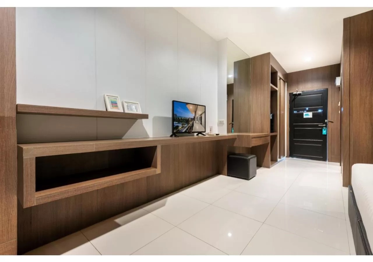 TV and multimedia, Bed in The Wind Hotel