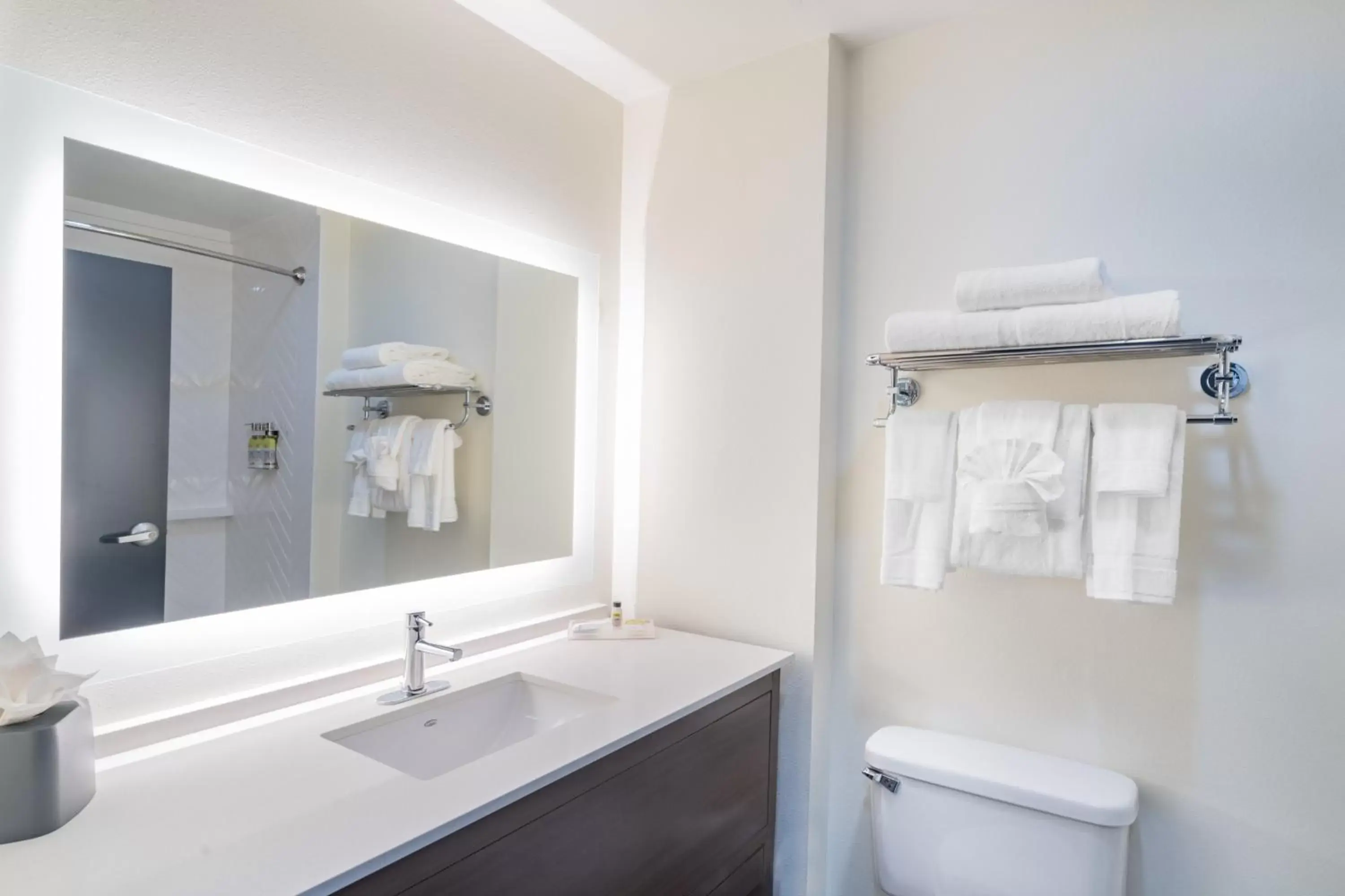 Room Selected at Check-In in Holiday Inn Southaven Central - Memphis, an IHG Hotel Room Selected at Check-In in Holiday Inn Southaven Central - Memphis, an IHG Hotel