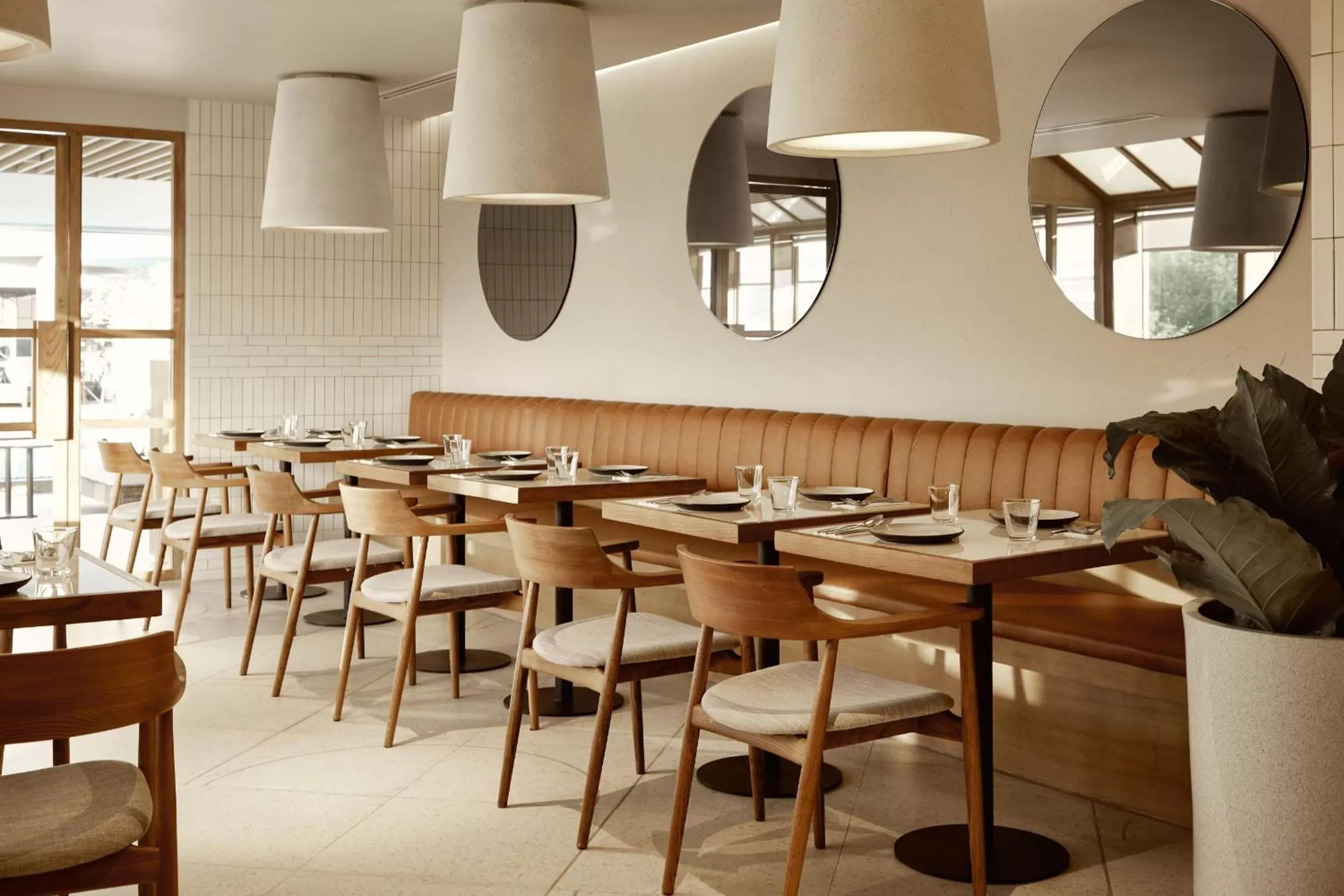 Restaurant/places to eat in Casa 17 Hotel Bangkok