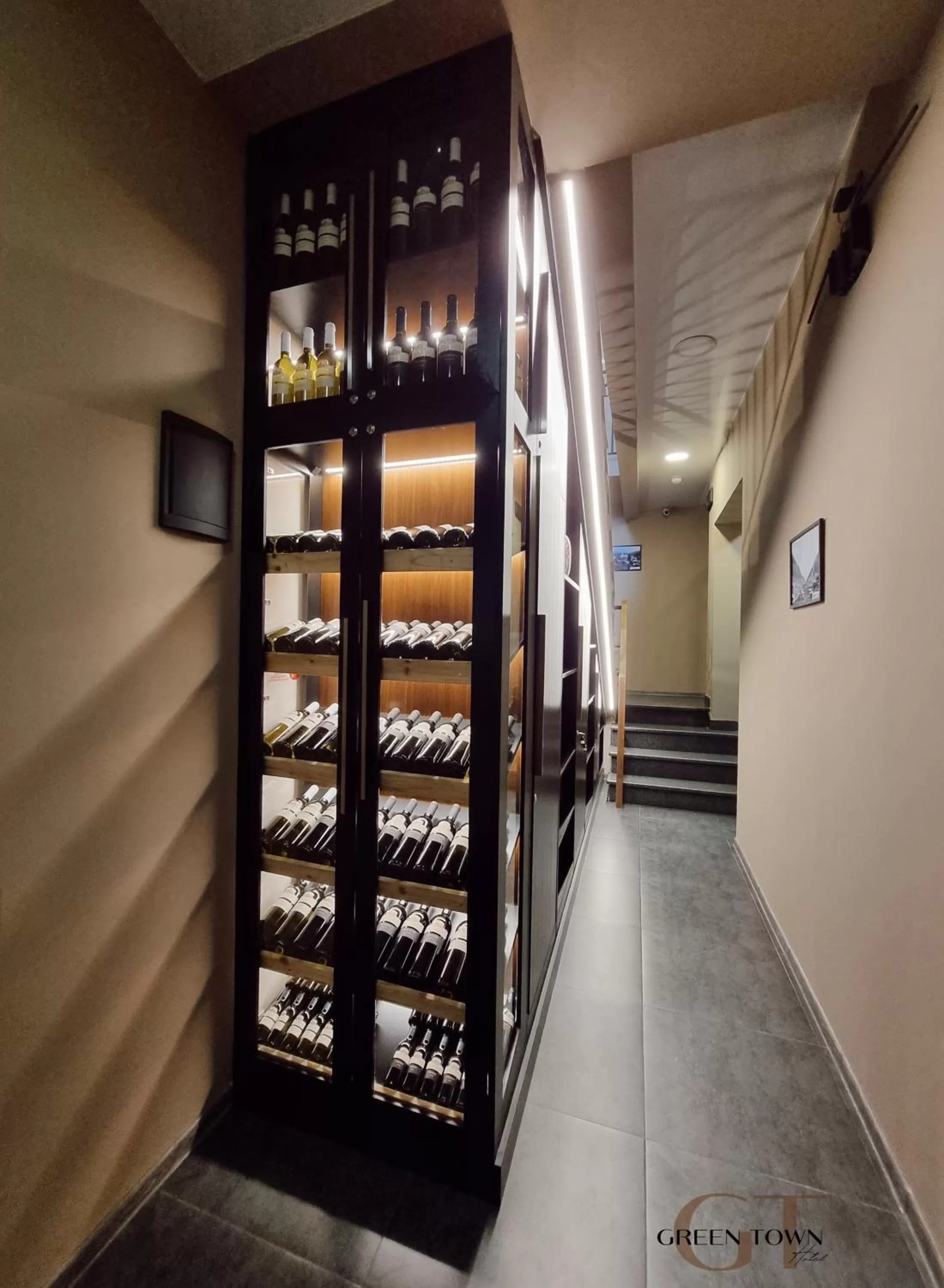 Alcoholic drinks in Hotel Green Town