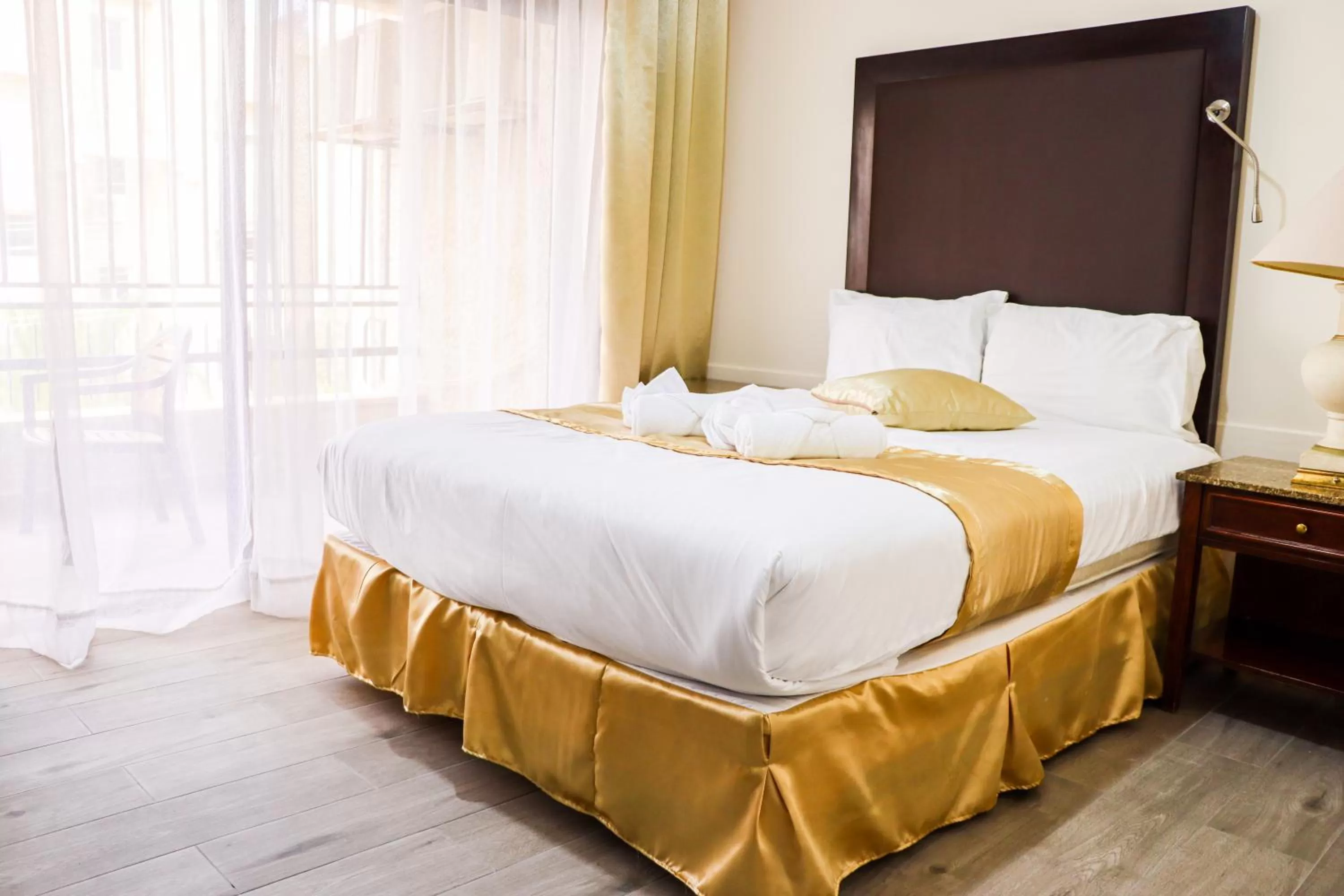 Bed in Al Jamal Suites