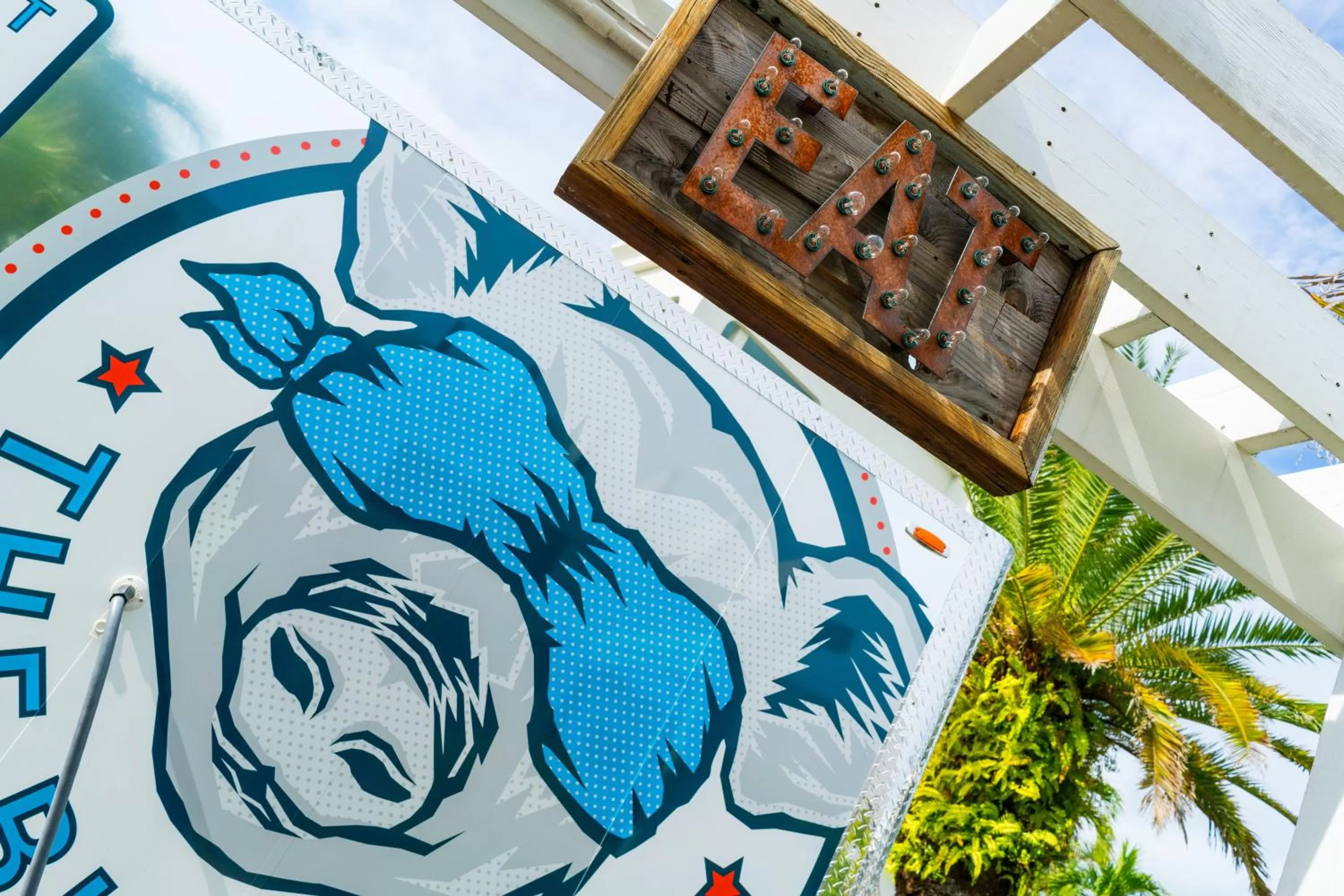 Garden view in The Gates Hotel Key West