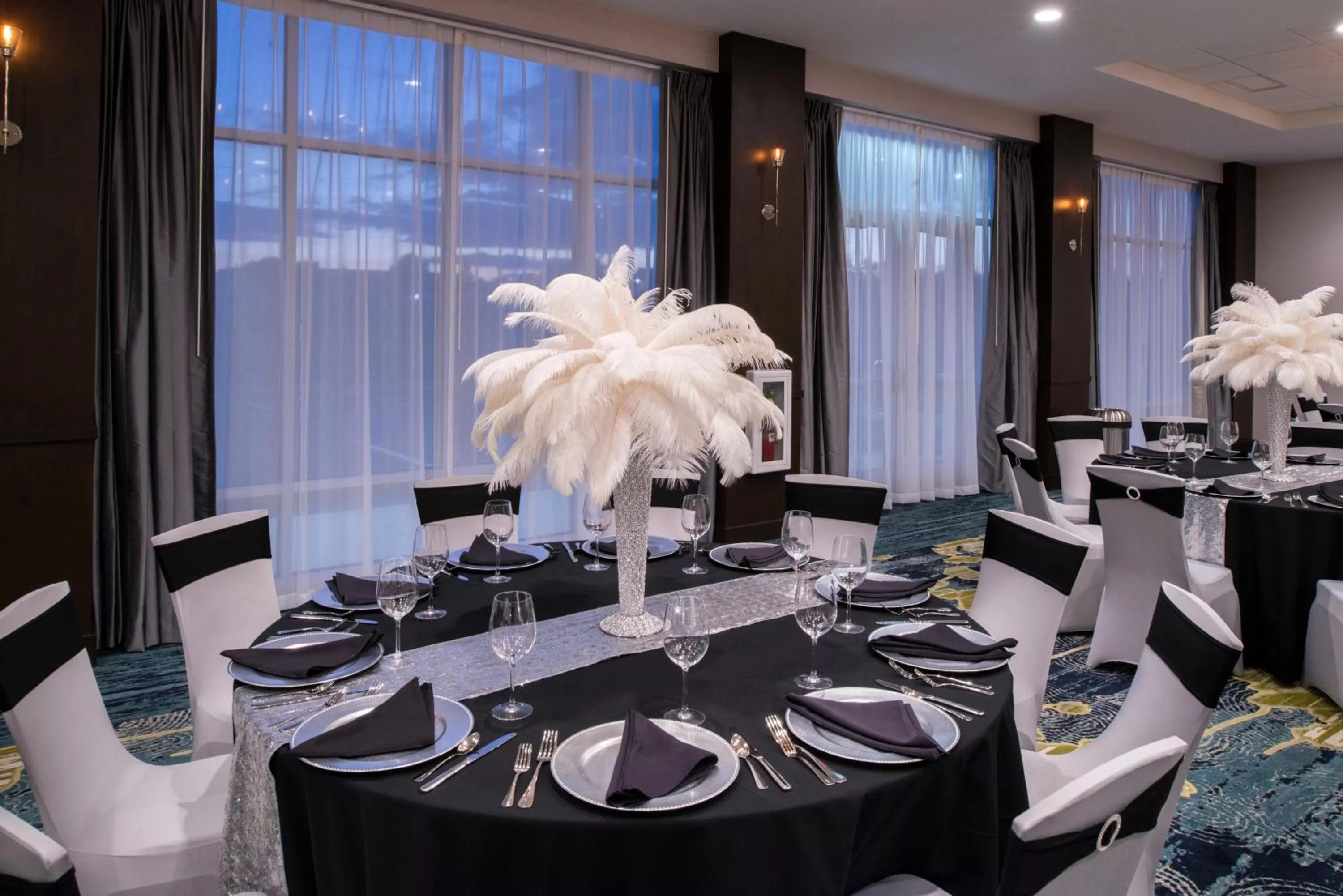 Banquet/Function facilities in Holiday Inn & Suites - Farmington Hills - Detroit NW by IHG