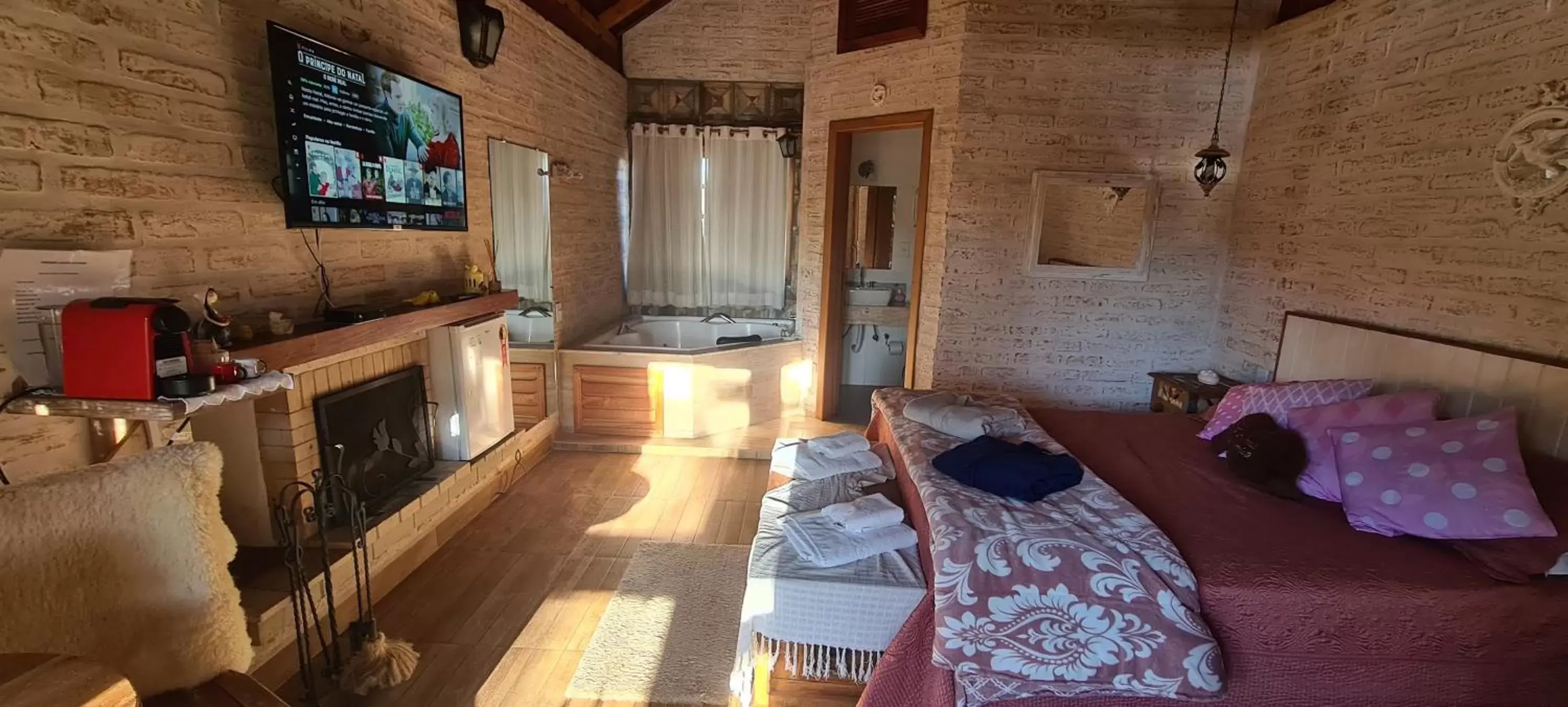 Double Room with Spa Bath in Pousada Canto do Sabiá Double Room with Spa Bath in Pousada Canto do Sabiá