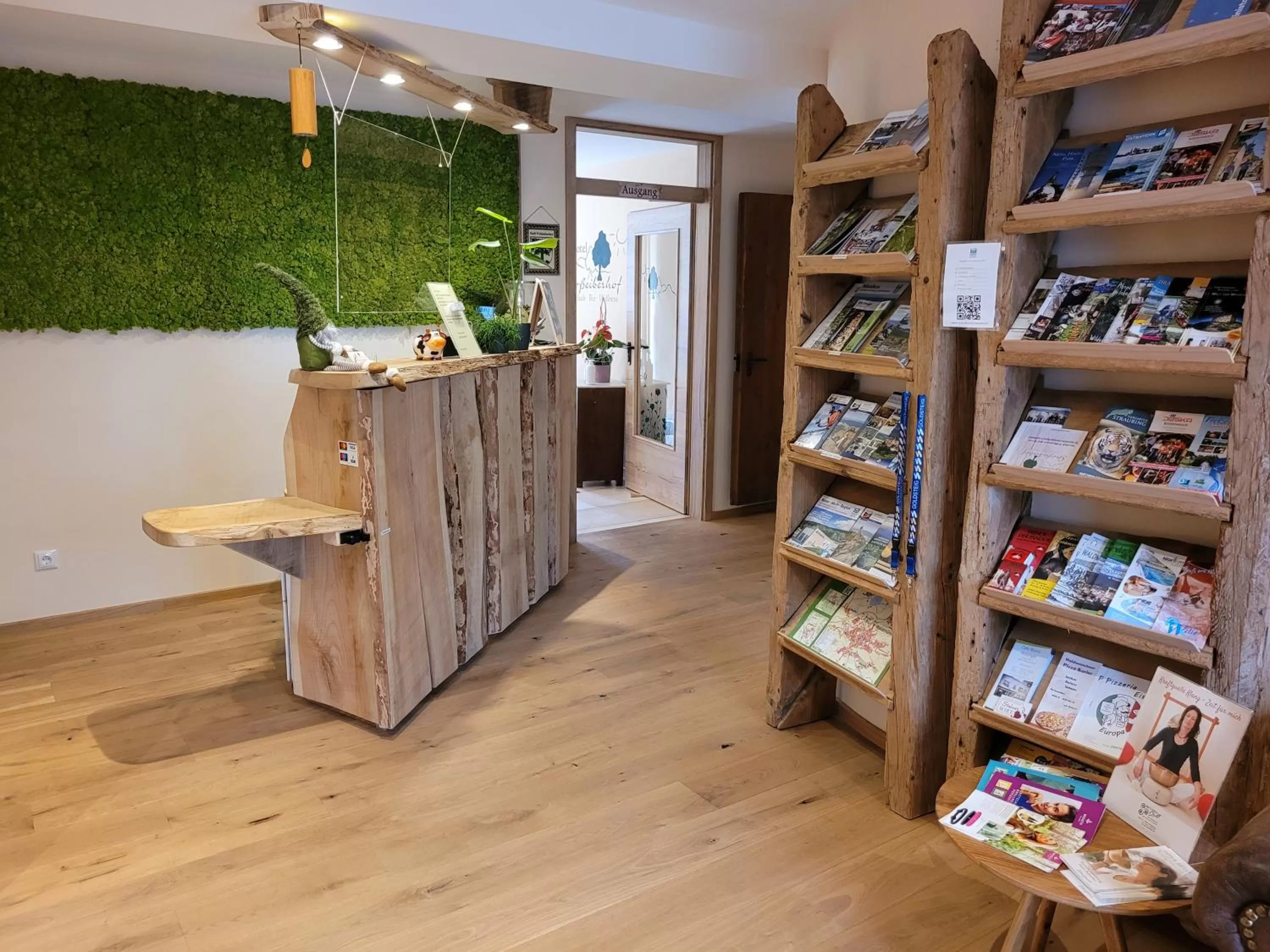 Lobby or reception in Landhotel Großeiberhof