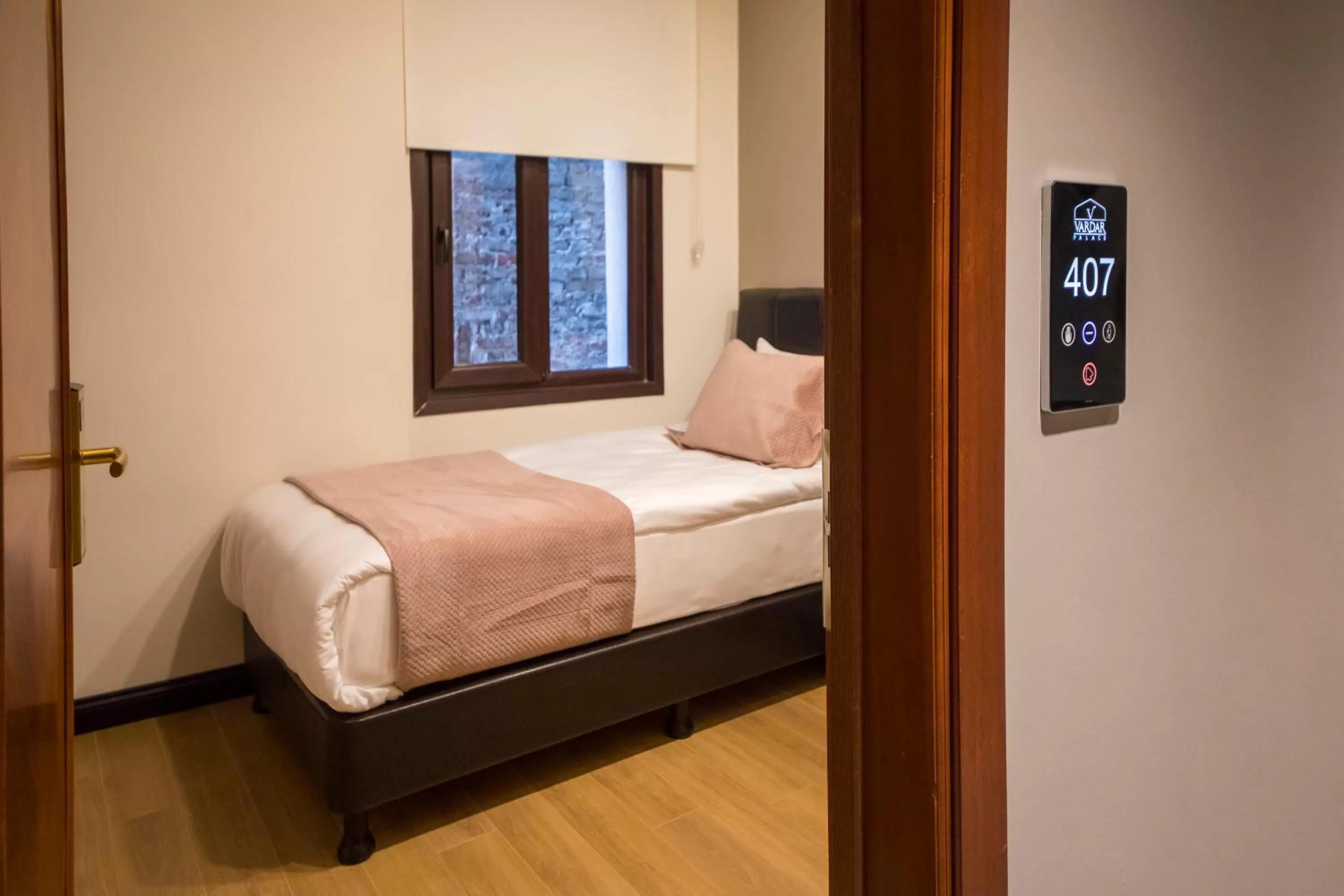 Small Single Room in Vardar Palace Hotel - Special Category