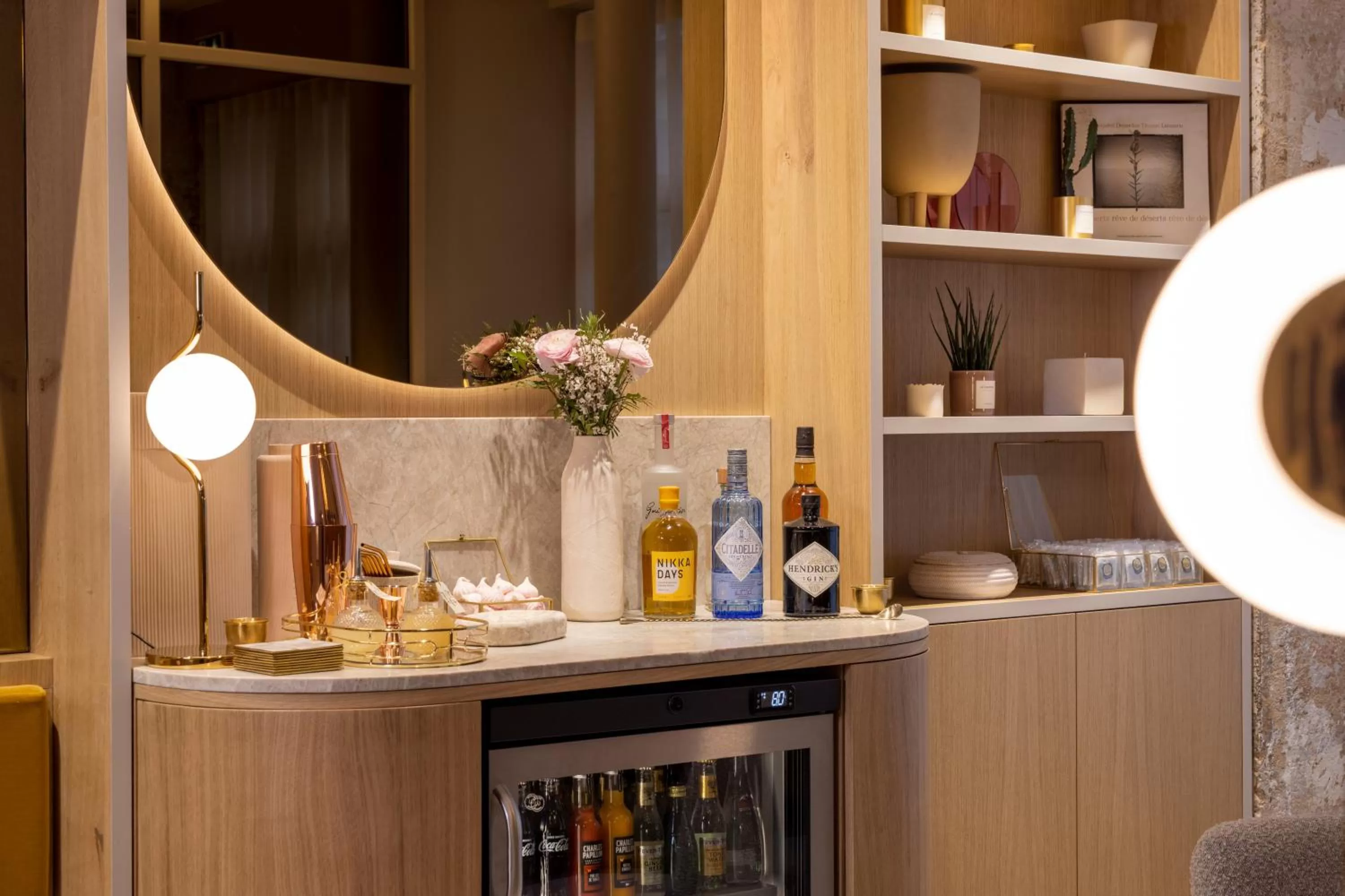 Lounge or bar in Hôtel Beige