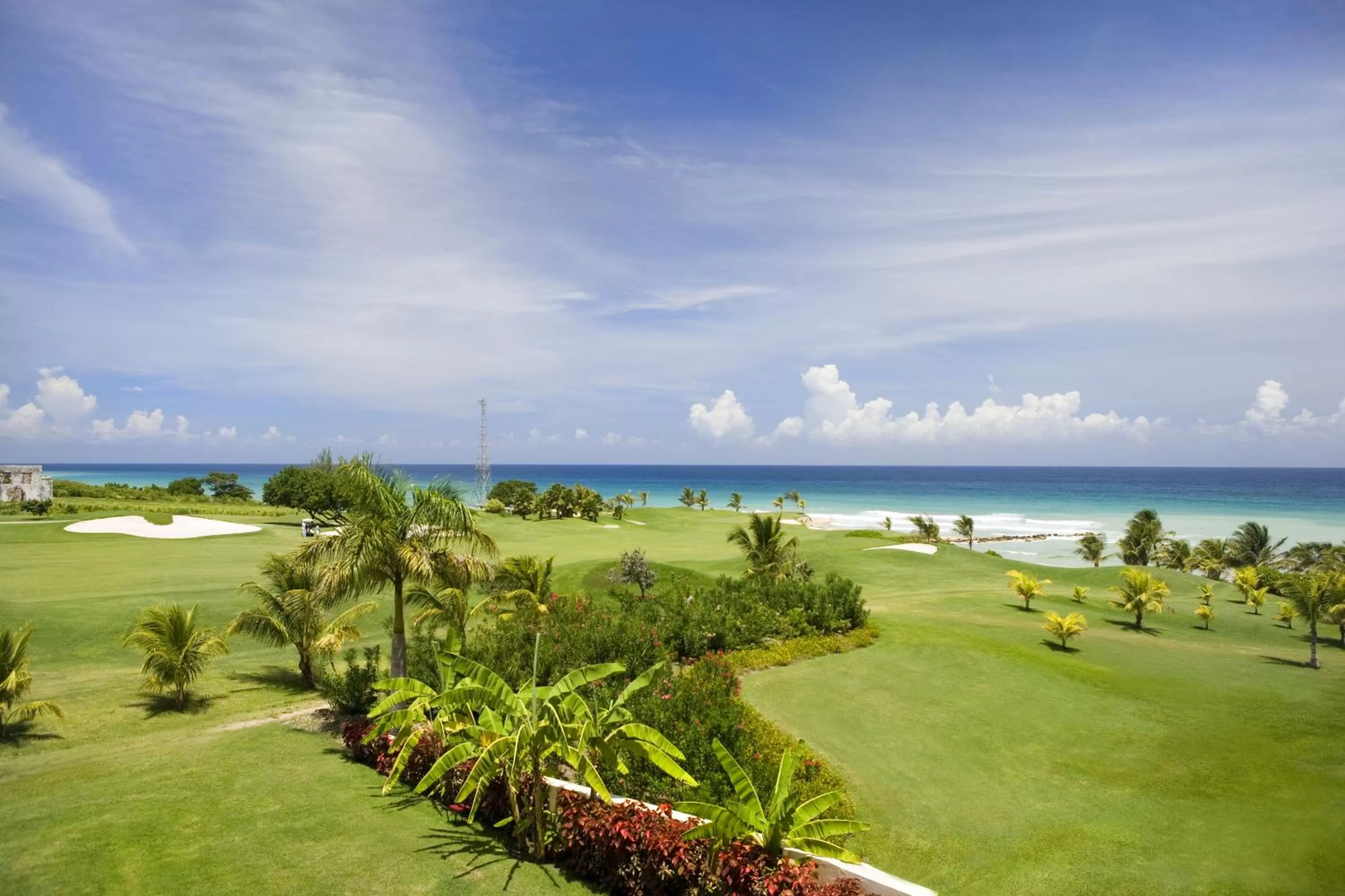 Golfcourse in Dreams Rose Hall All-Inclusive Resort & Spa
