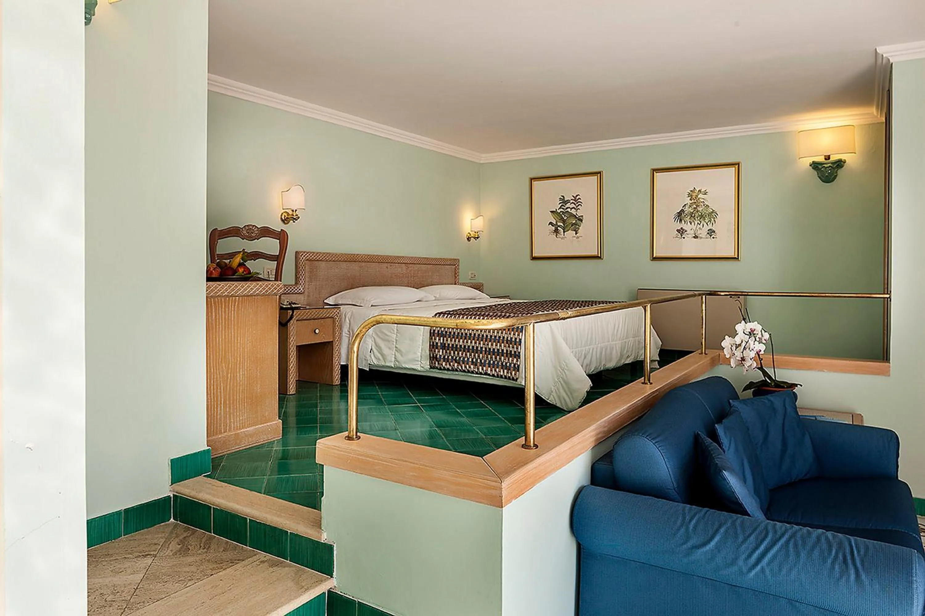 Photo of the whole room, Bed in Hotel Continental Ischia
