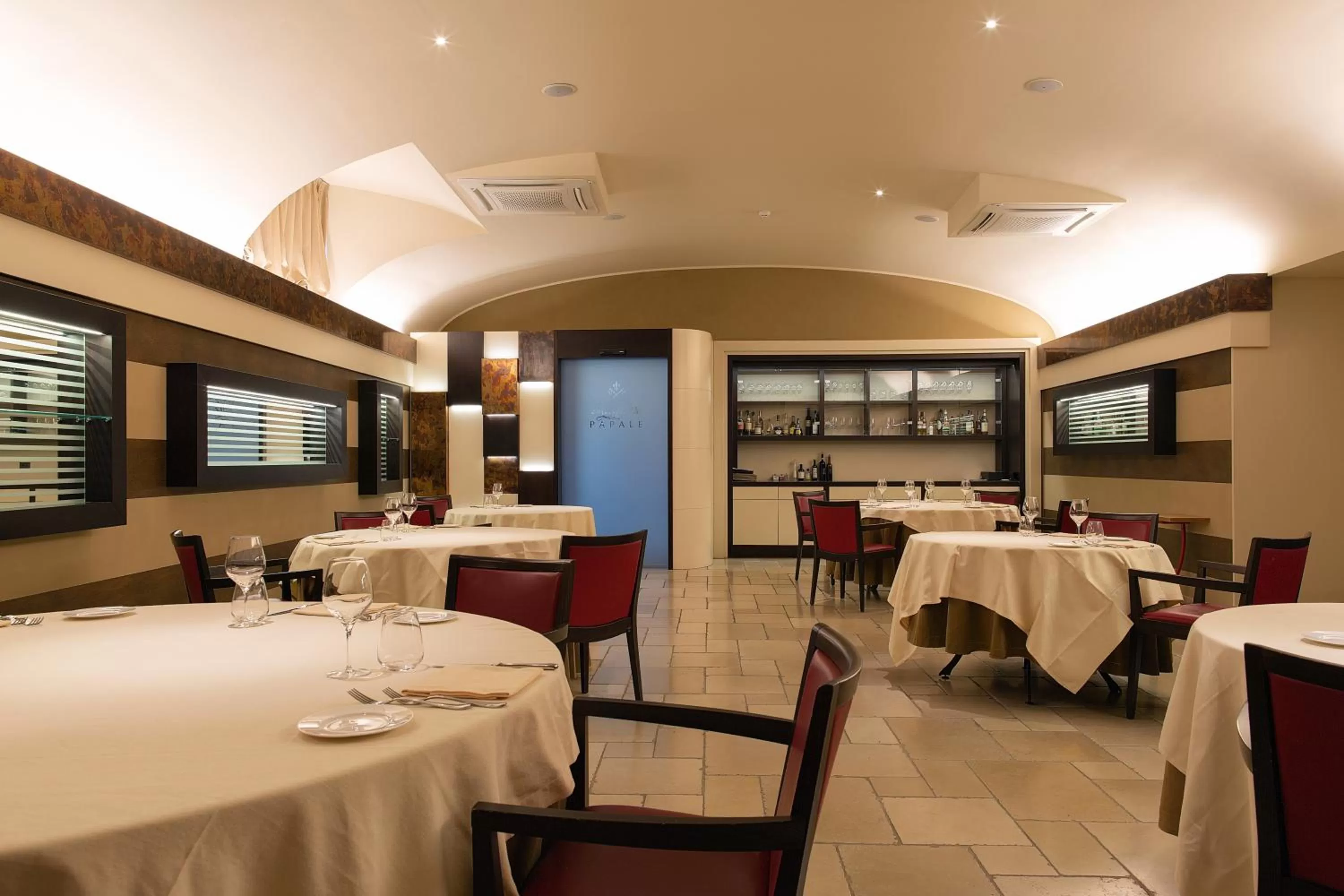 Restaurant/places to eat in Magione Papale Relais