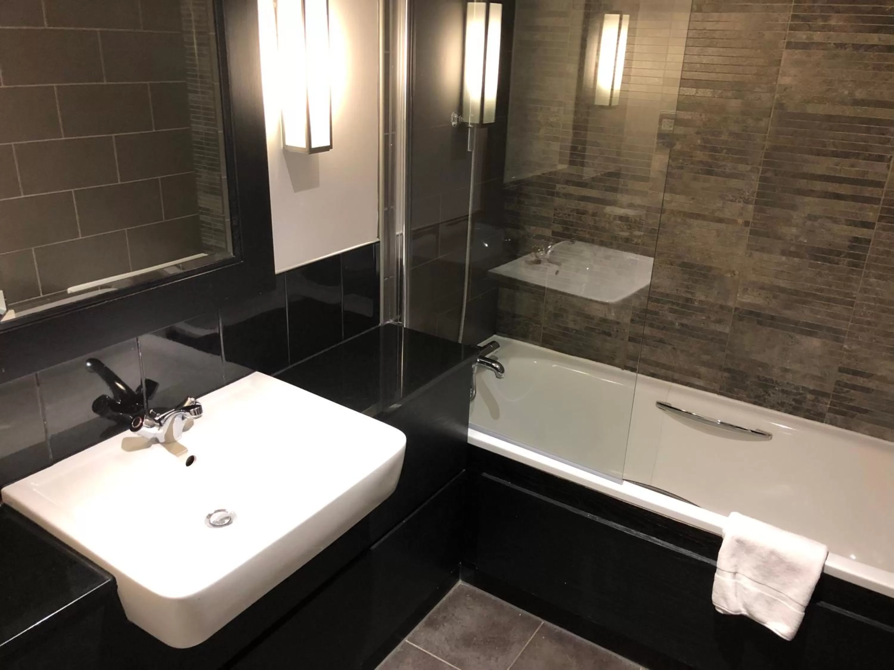 Shower in Staverton Park Hotel & Golf Club