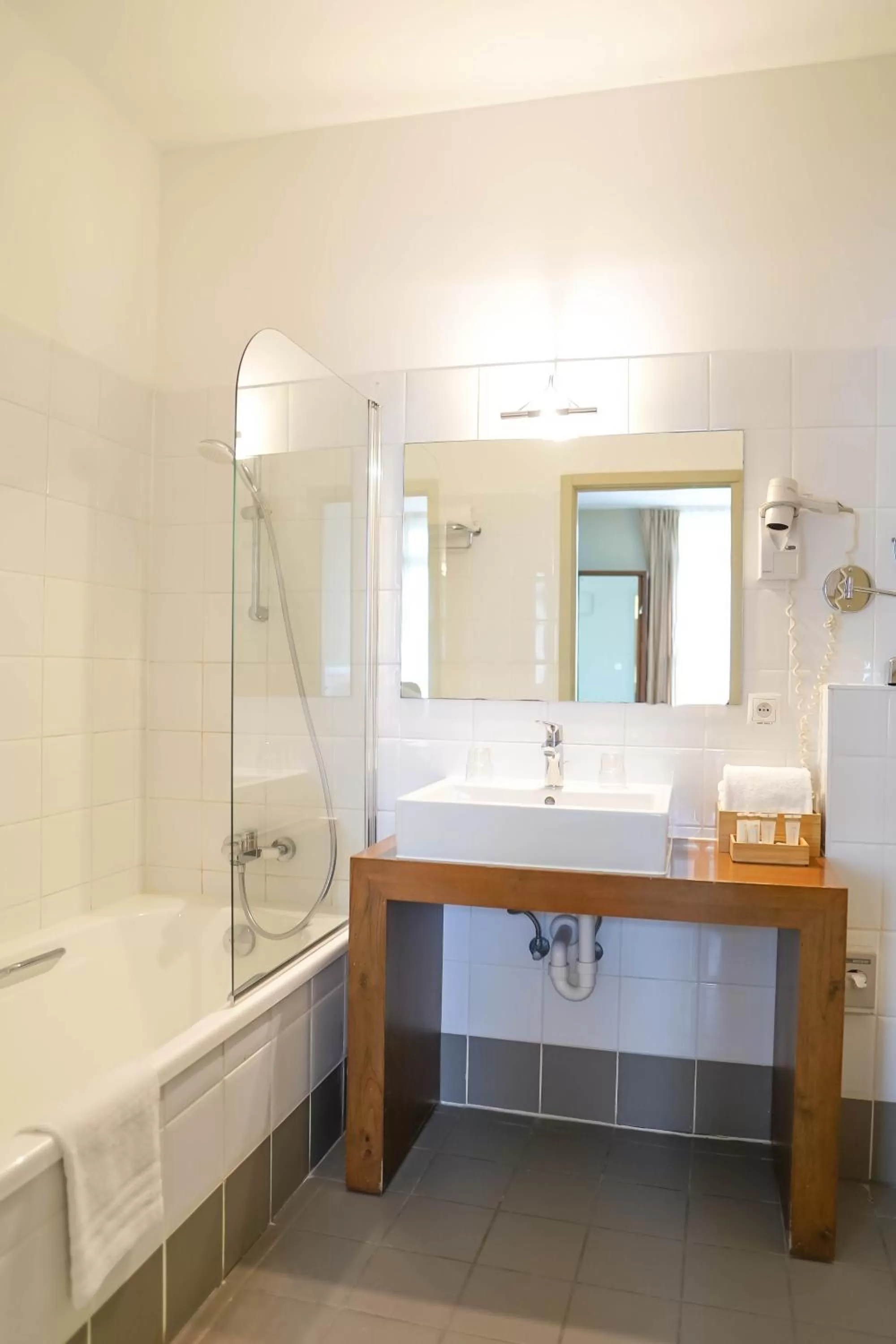 Bathroom in Hotel de Flandre Ghent