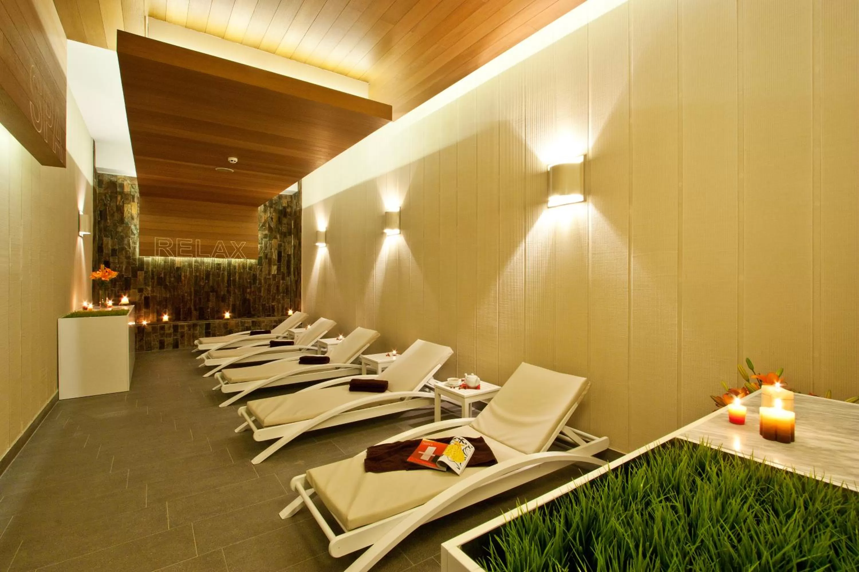 Massage in Vitosha Park Hotel - Free Indoor Pool & Parking