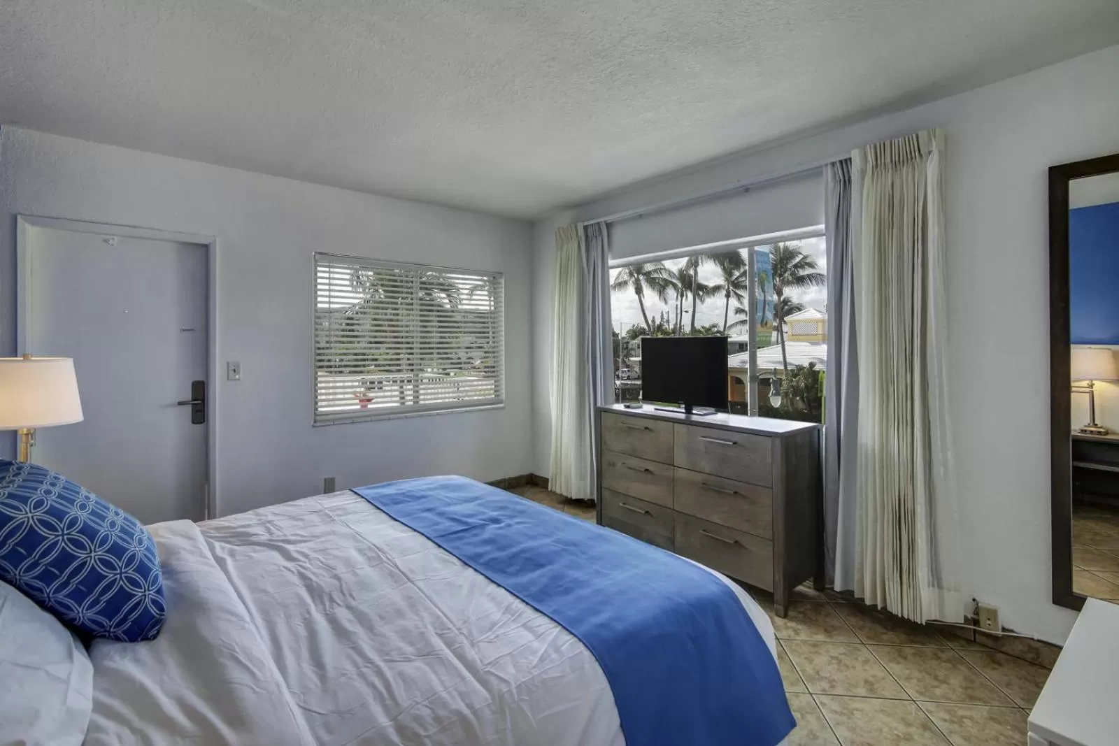 Bed in Blue Strawberry by the Sea