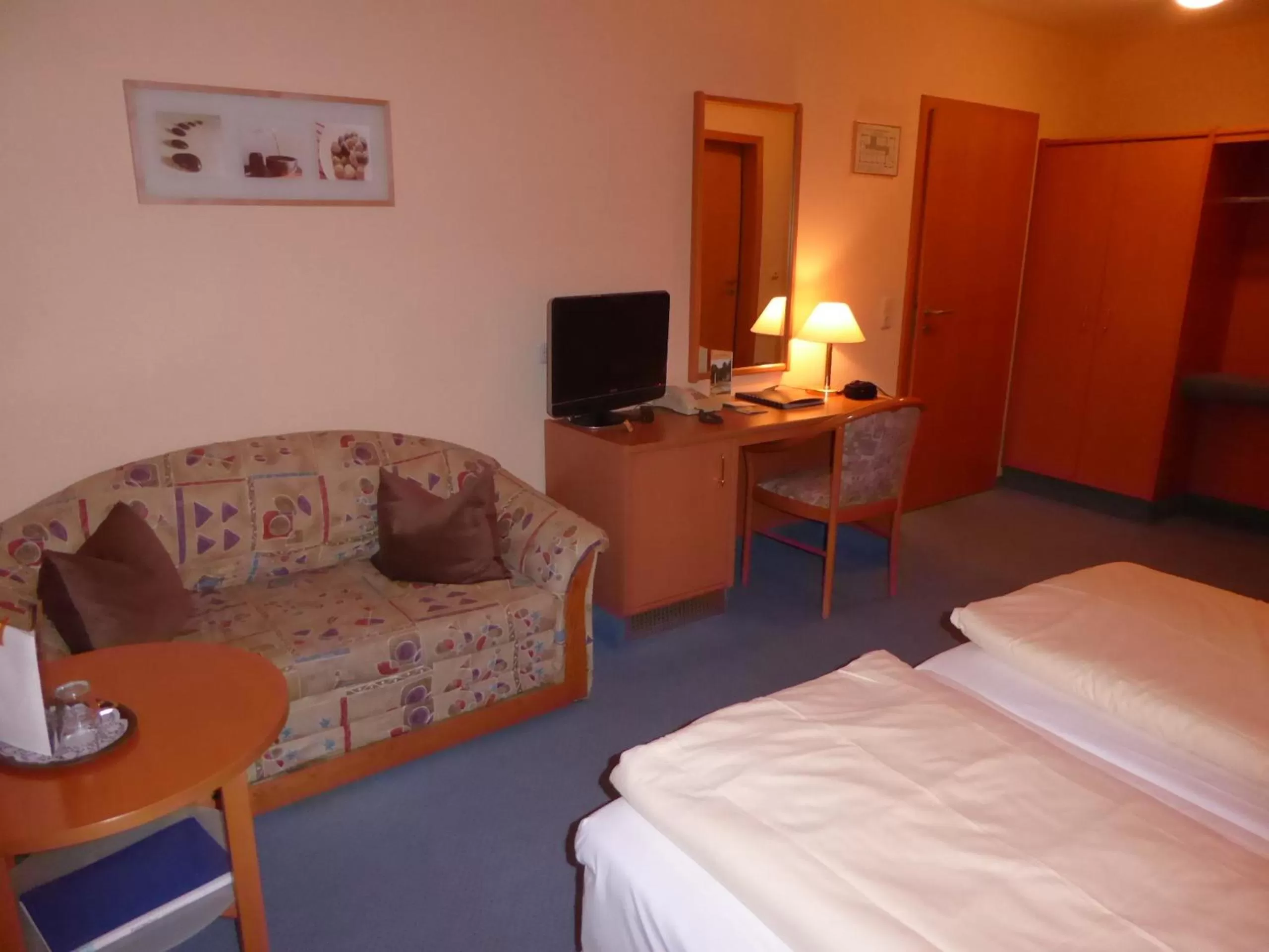 Photo of the whole room, TV/Entertainment Center in Sonnenhof