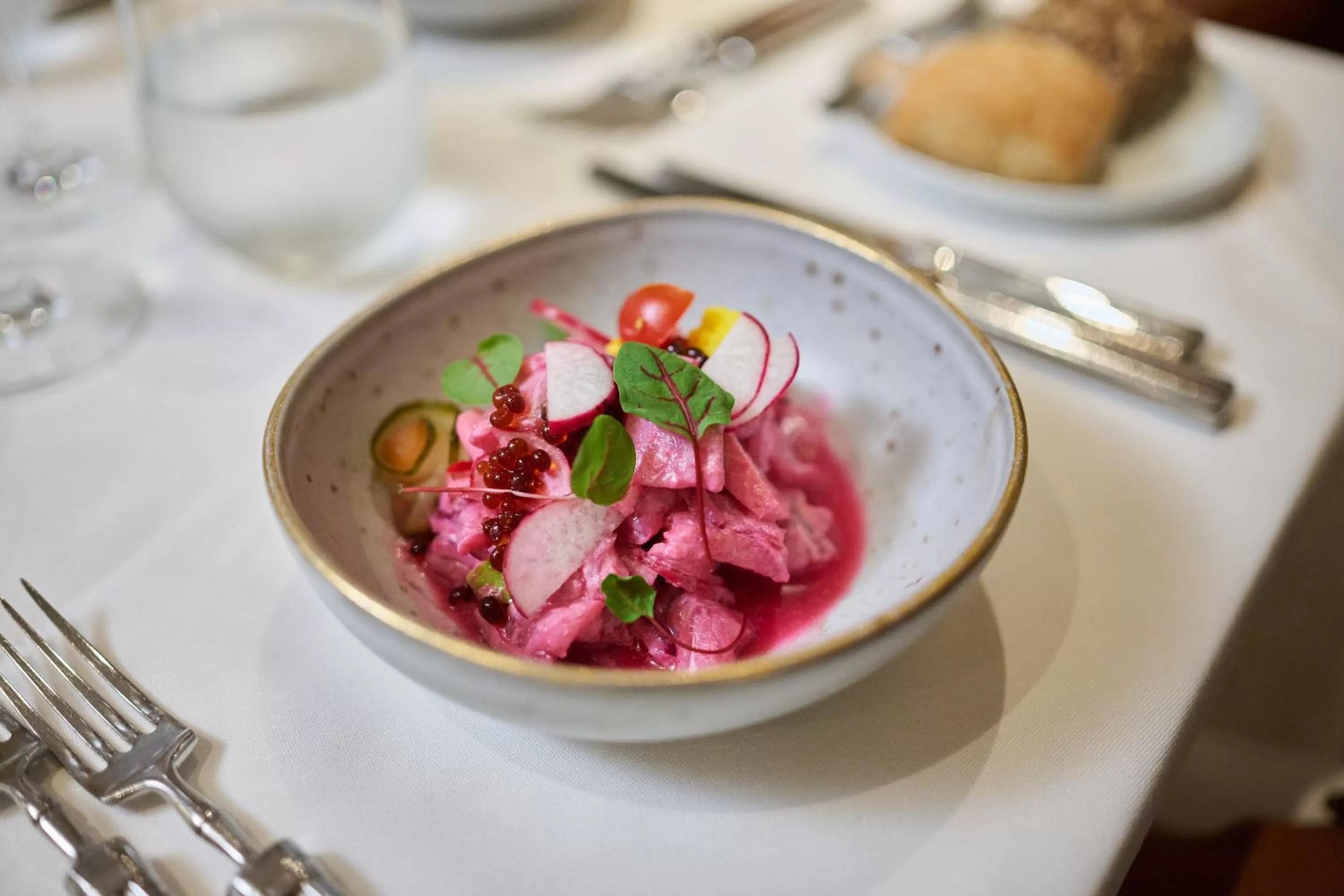 Restaurant/places to eat in Quintinha Sao Joao Hotel & Spa