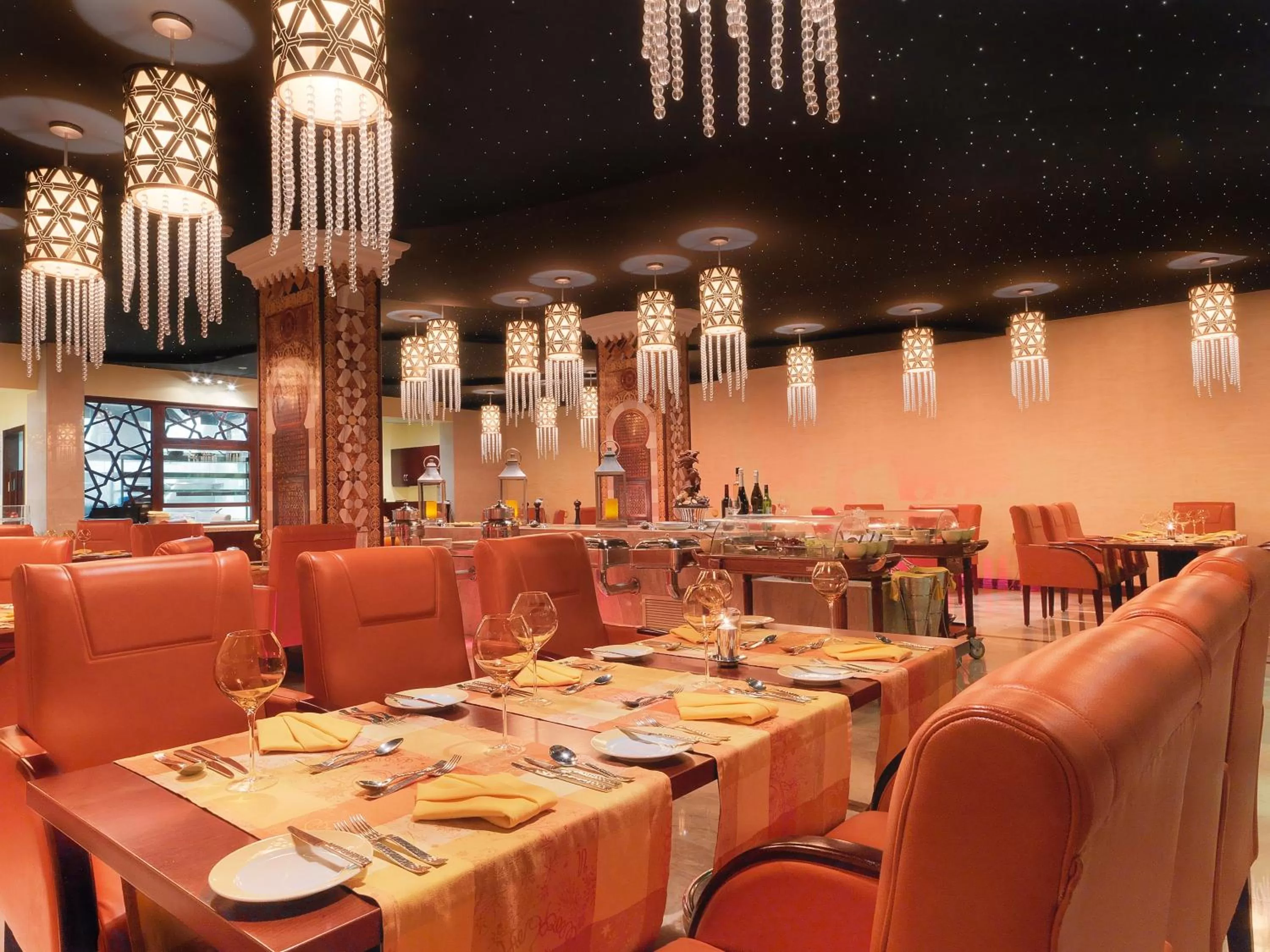 Restaurant/places to eat in Crowne Plaza Jeddah by IHG