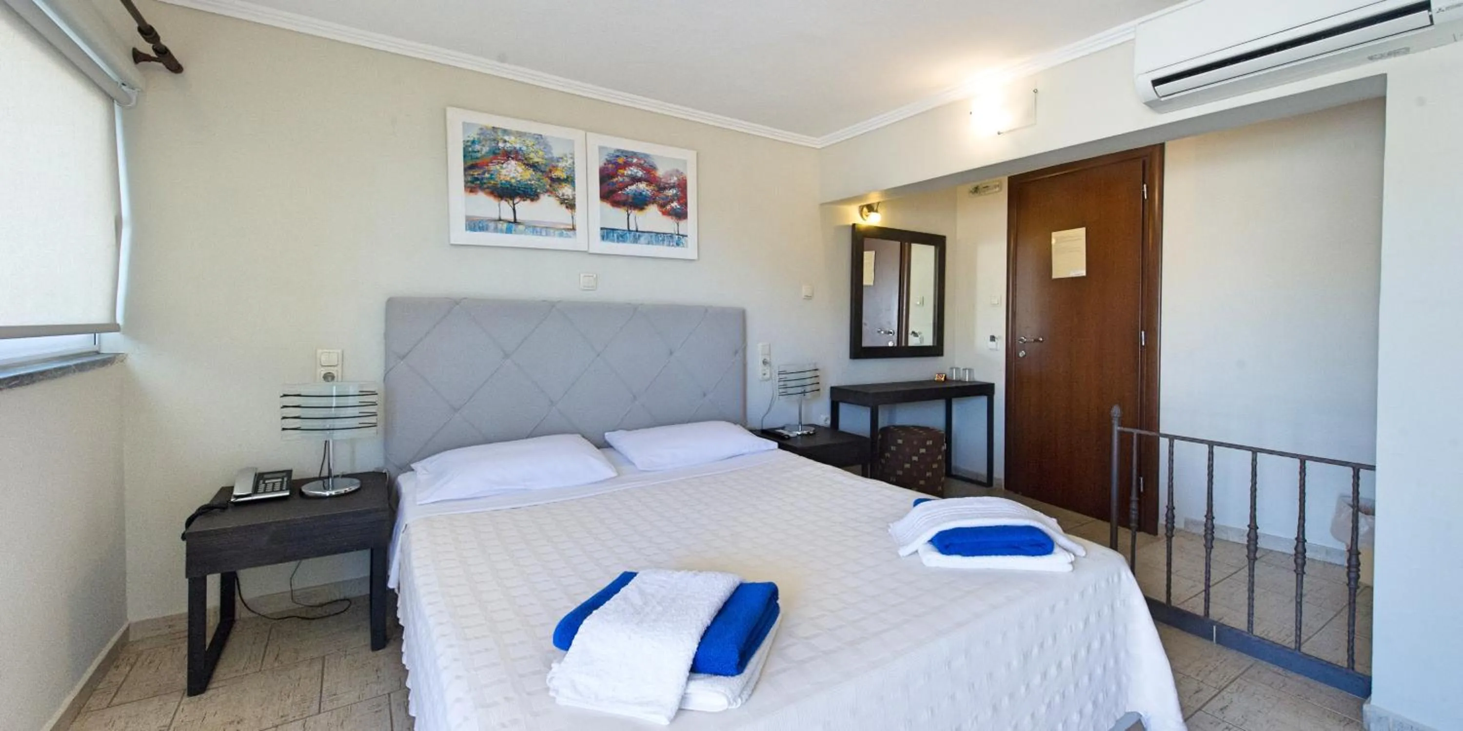 Bed in San Nectarios