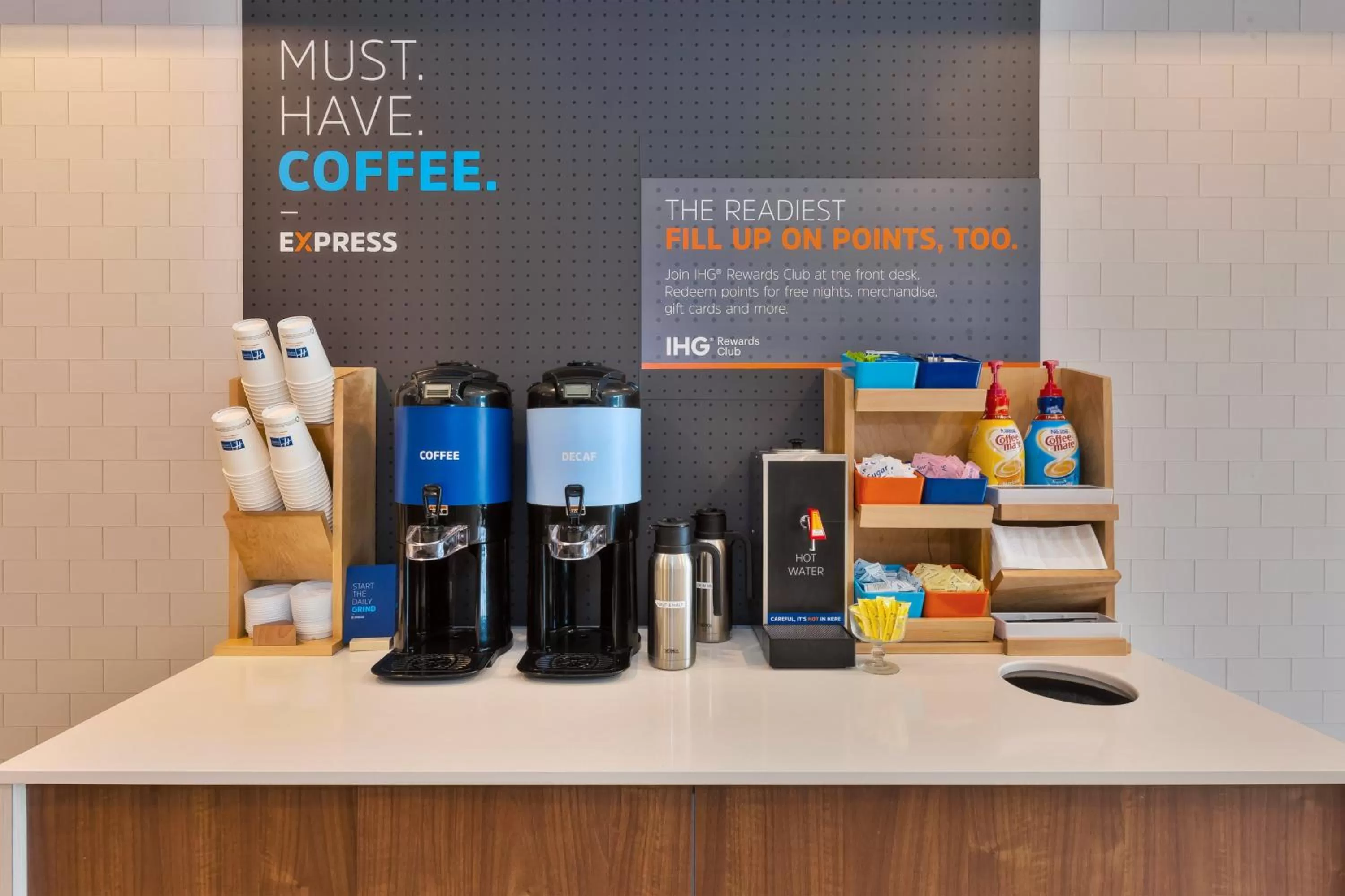 Bedroom in Holiday Inn Express Hotel & Suites Warminster-Horsham by IHG