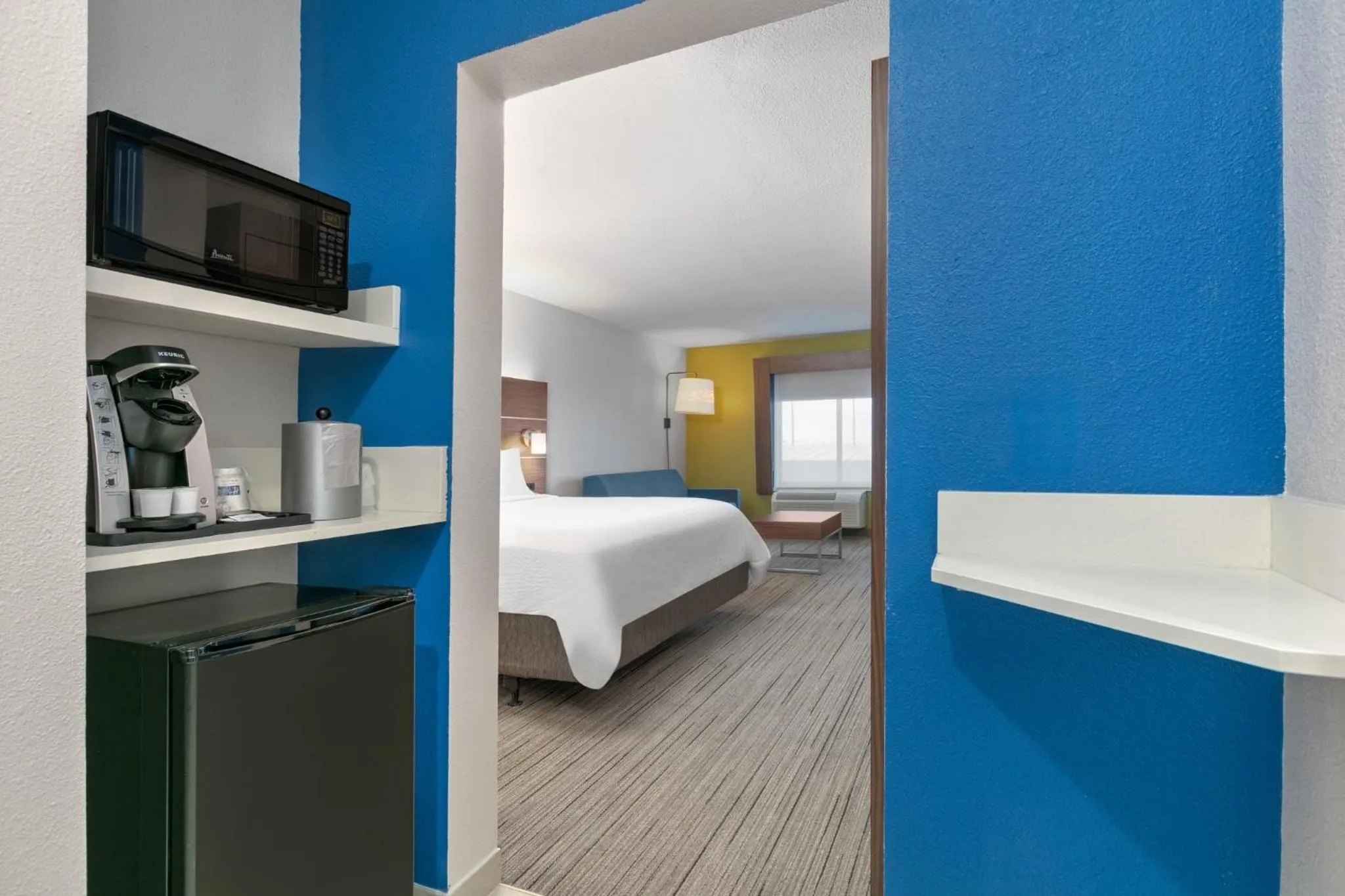 Photo of the whole room, Bed in Holiday Inn Express - San Antonio East I-10 by IHG