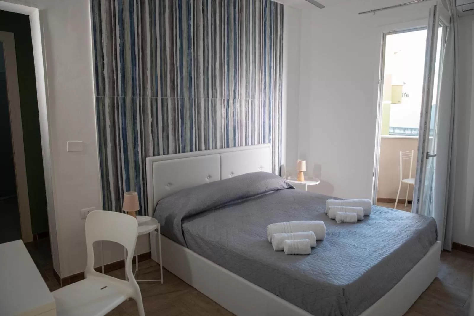 Bed in Largo Sicilia B&B