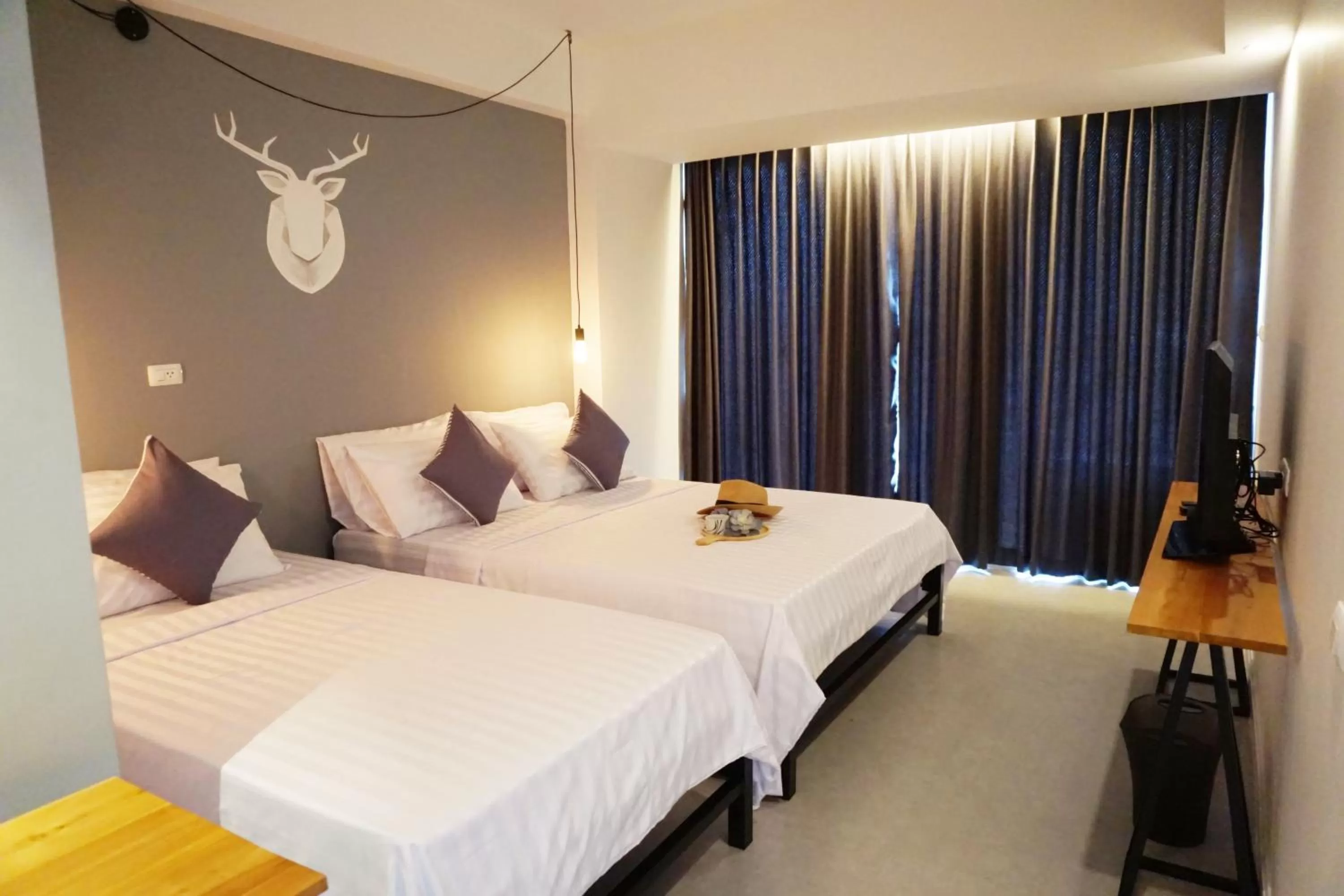 Bedroom, Bed in Hansa Bangkok House