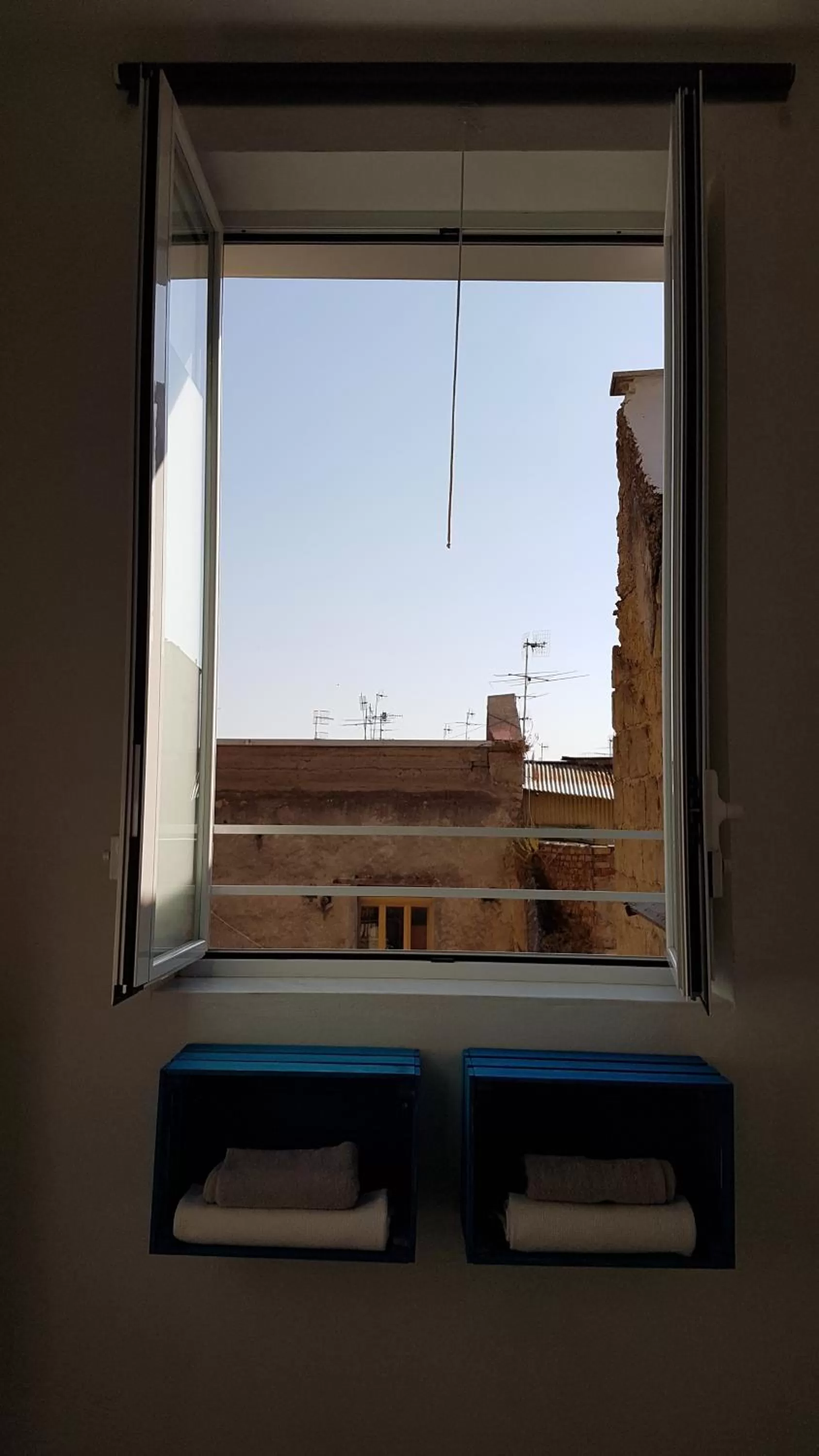 Inner courtyard view in Il Miracolo