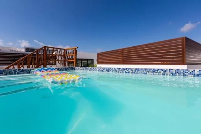 Swimming Pool in Luxury apartment two