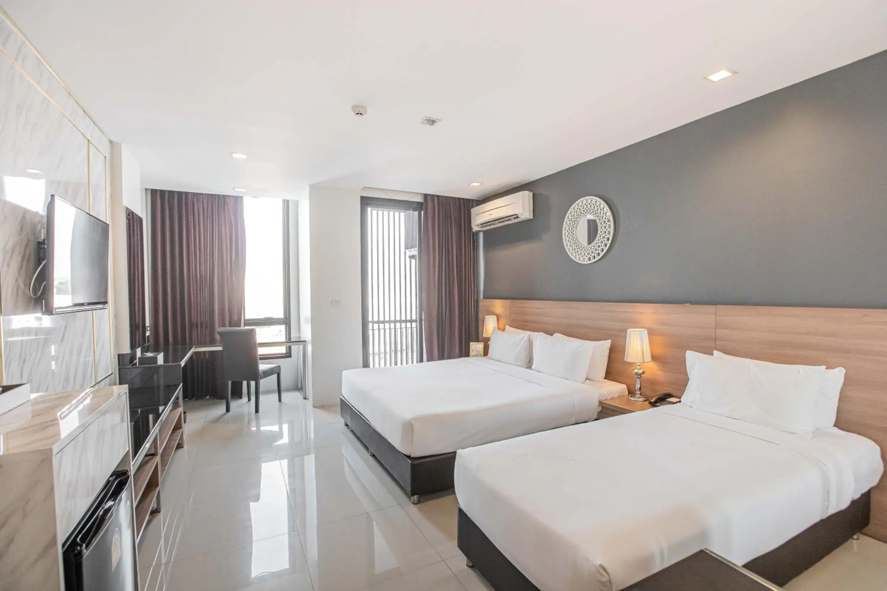 Executive Triple Room in Marigold Sukhumvit - Free Shuttle to BTS Bearing Station Executive Triple Room in Marigold Sukhumvit - Free Shuttle to BTS Bearing Station