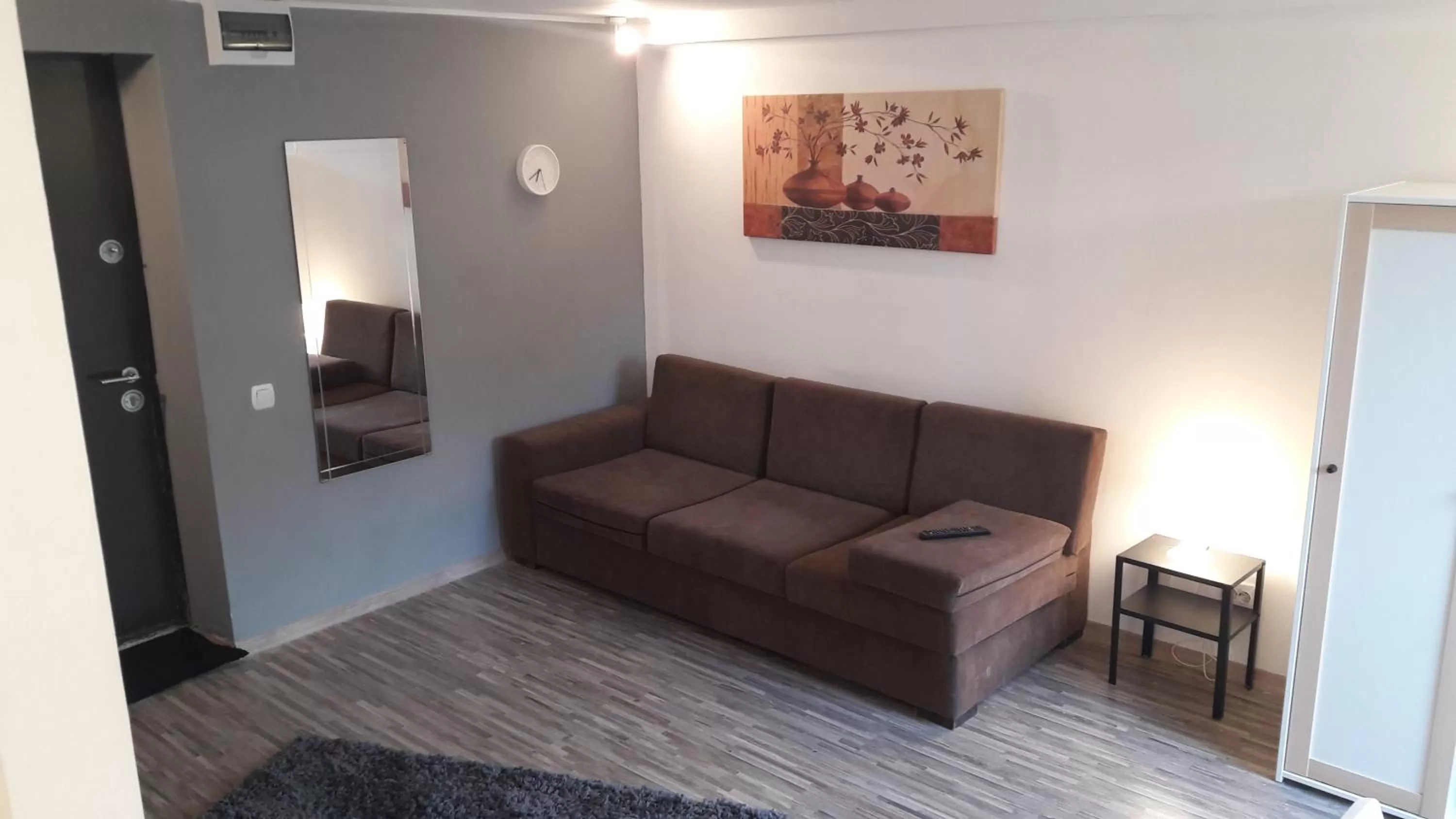 Seating Area in The Floor Piata Unirii