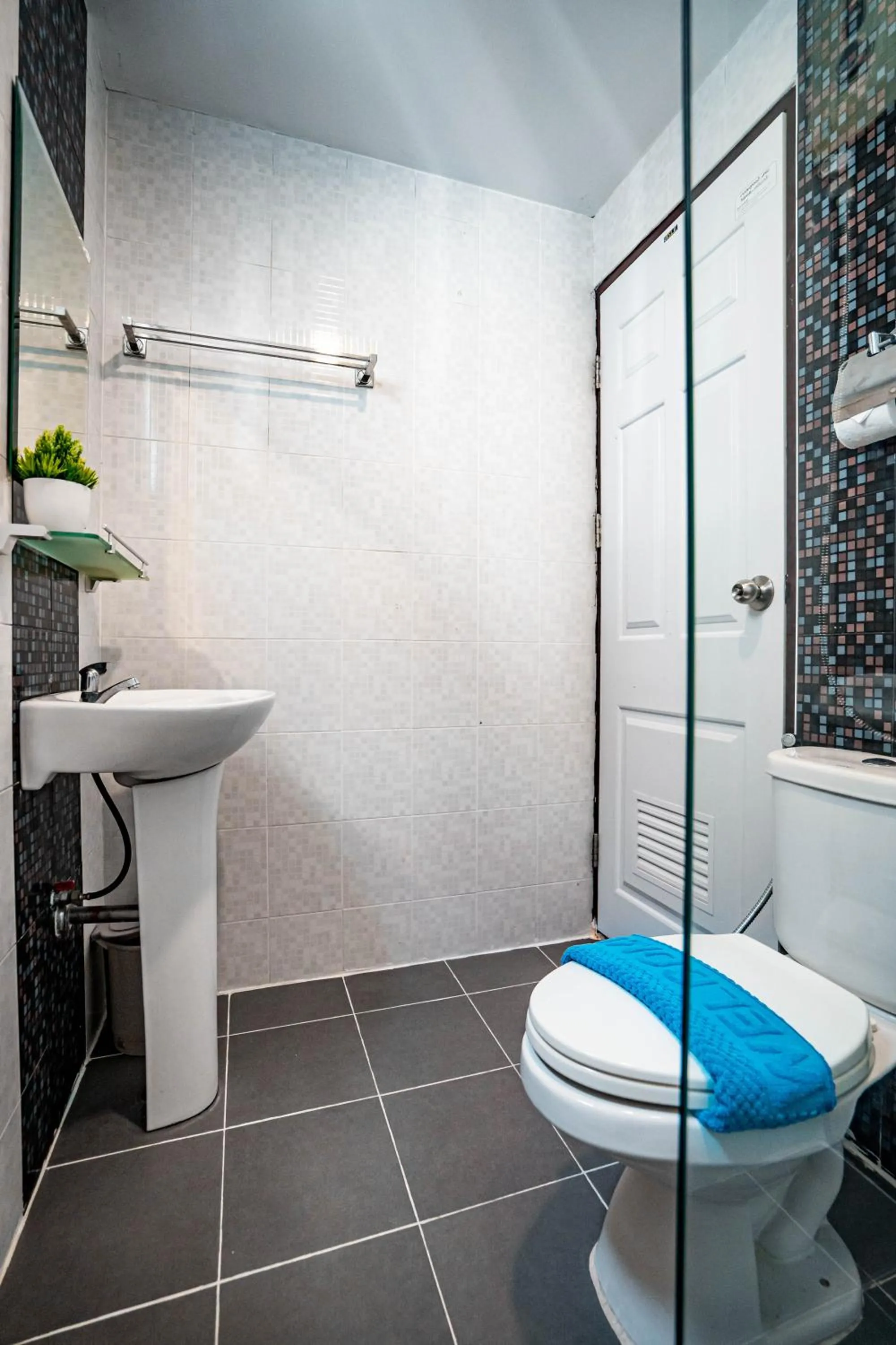 Toilet in Blue Sky Residence Airport