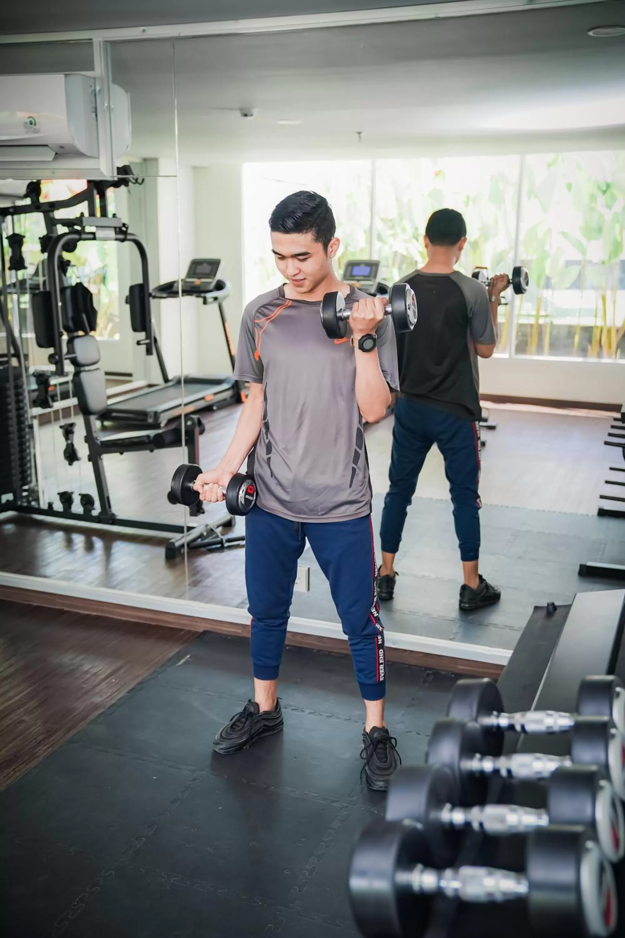 Fitness centre/facilities in Luminor Hotel Purwokerto By WH